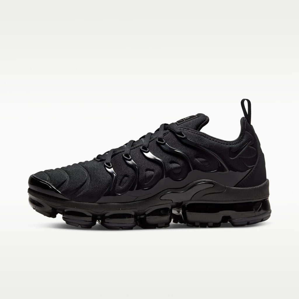 Nike Air VaporMax Plus Men's Shoes - Black/Black/Dark Grey - Image 1