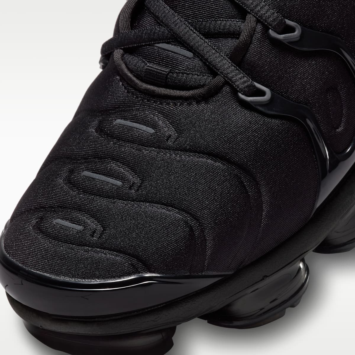Nike Air VaporMax Plus Men's Shoes - Black/Black/Dark Grey - Image 7