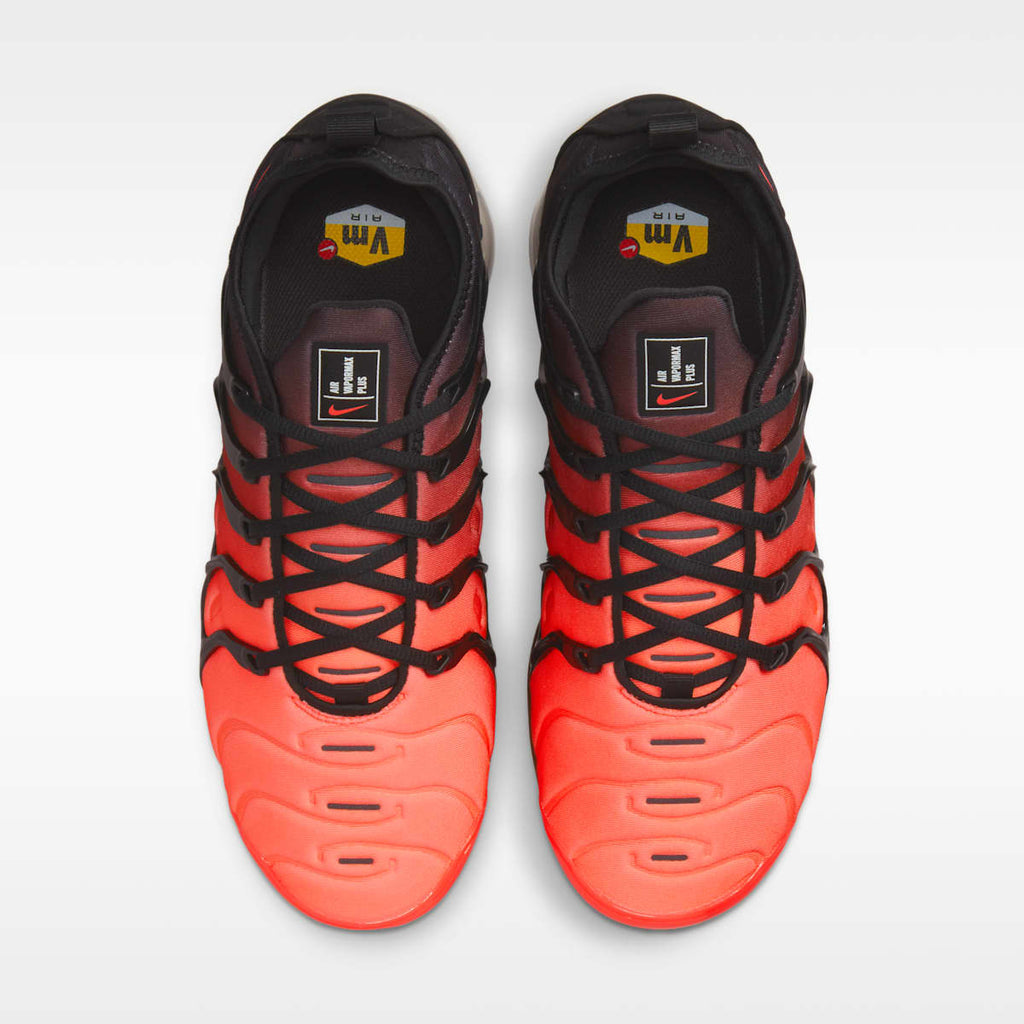 Nike Air VaporMax Plus Men's Shoes - Black/Anthracite/White/Bright Crimson - Image 4