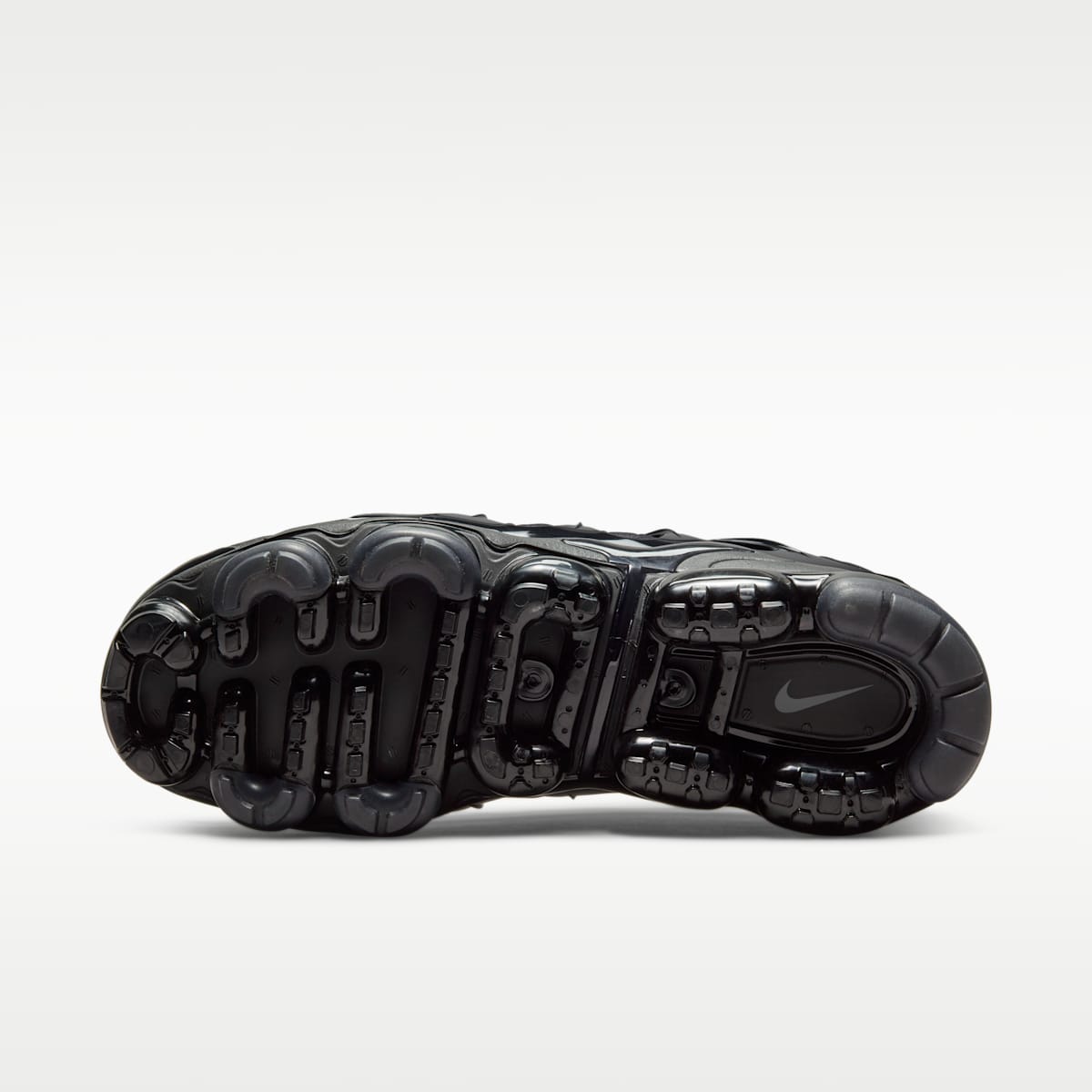 Nike Air VaporMax Plus Men's Shoes - Black/Black/Dark Grey - Image 2