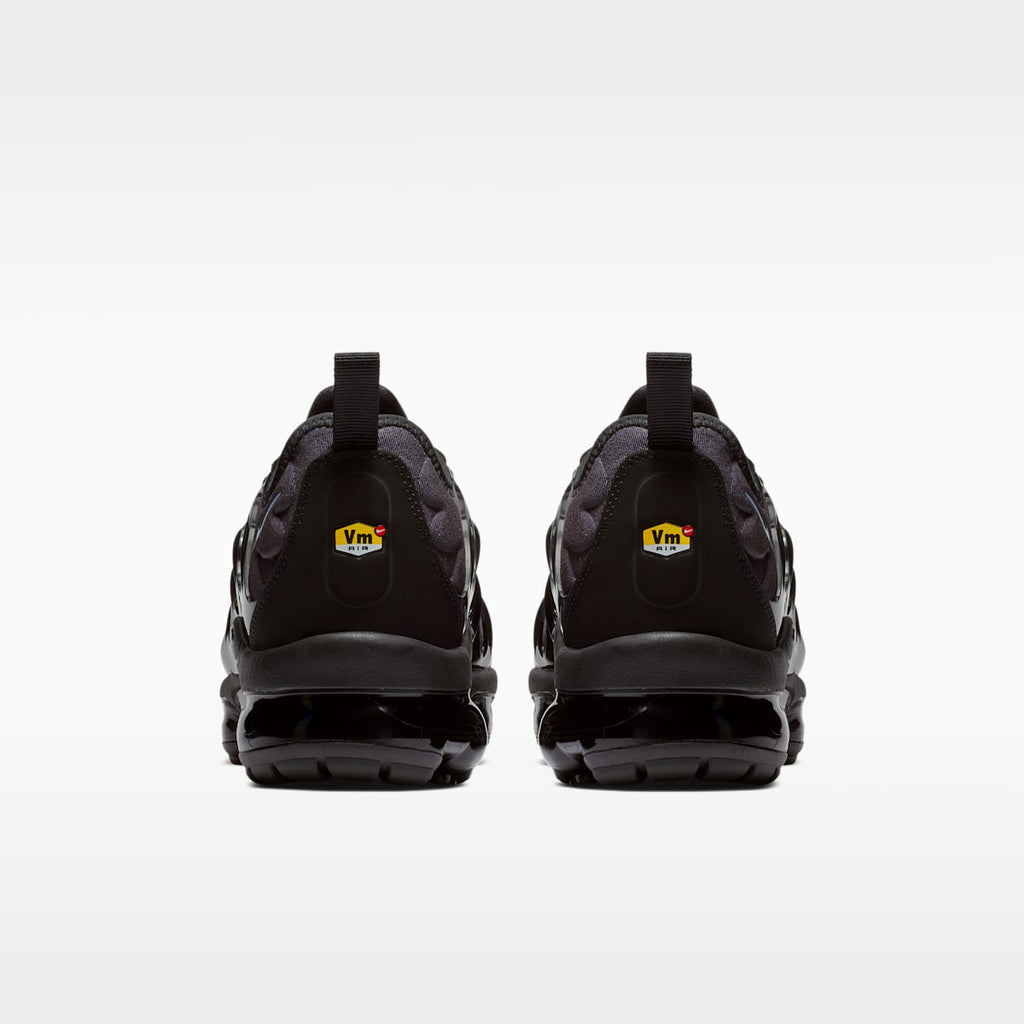 Nike Air VaporMax Plus Men's Shoes - Black/Aluminum - Image 6