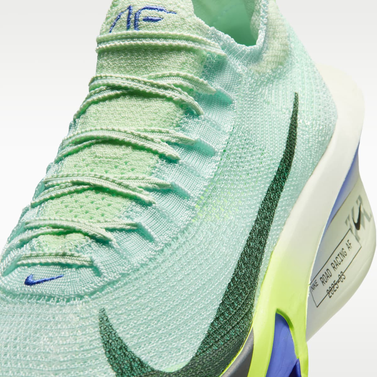 Nike Alphafly 3 Men's Road Racing Shoes - Barely Green/Volt Tint/Volt Ice/Black Spruce - Image 7