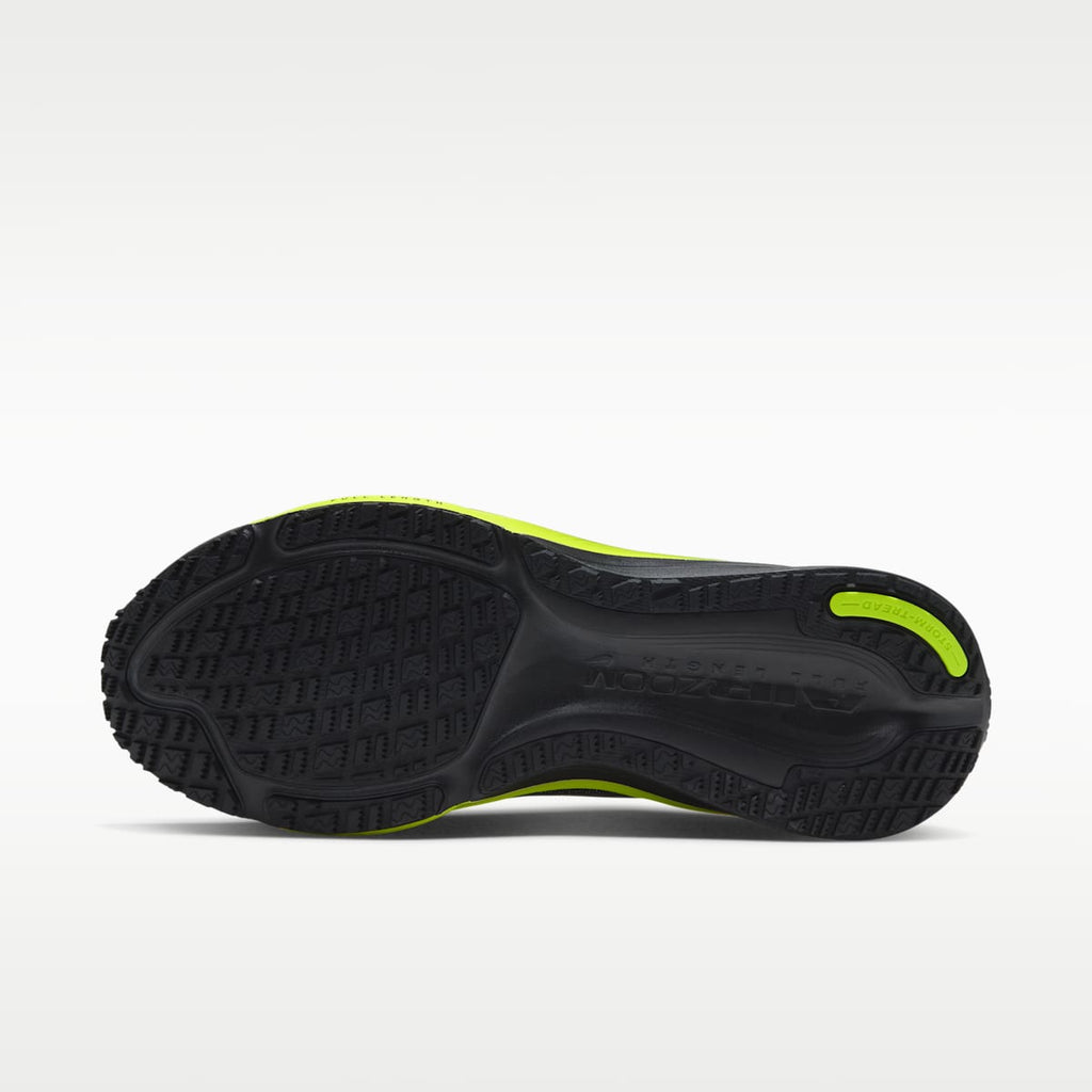 Nike Pegasus 42 GORE-TEX Men's Waterproof Road Running Shoes - Black/Lemon Venom/Metallic Dark Grey - Image 2