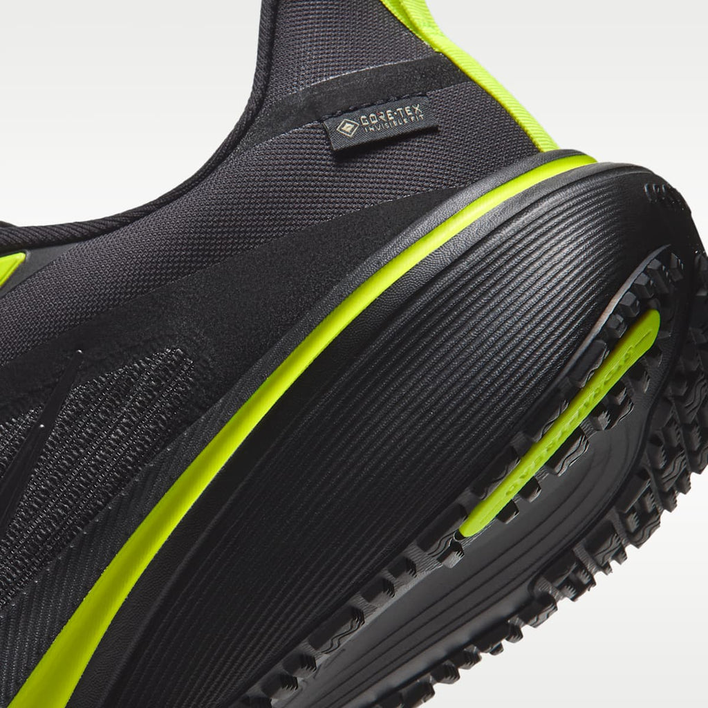 Nike Pegasus 42 GORE-TEX Men's Waterproof Road Running Shoes - Black/Lemon Venom/Metallic Dark Grey - Image 8