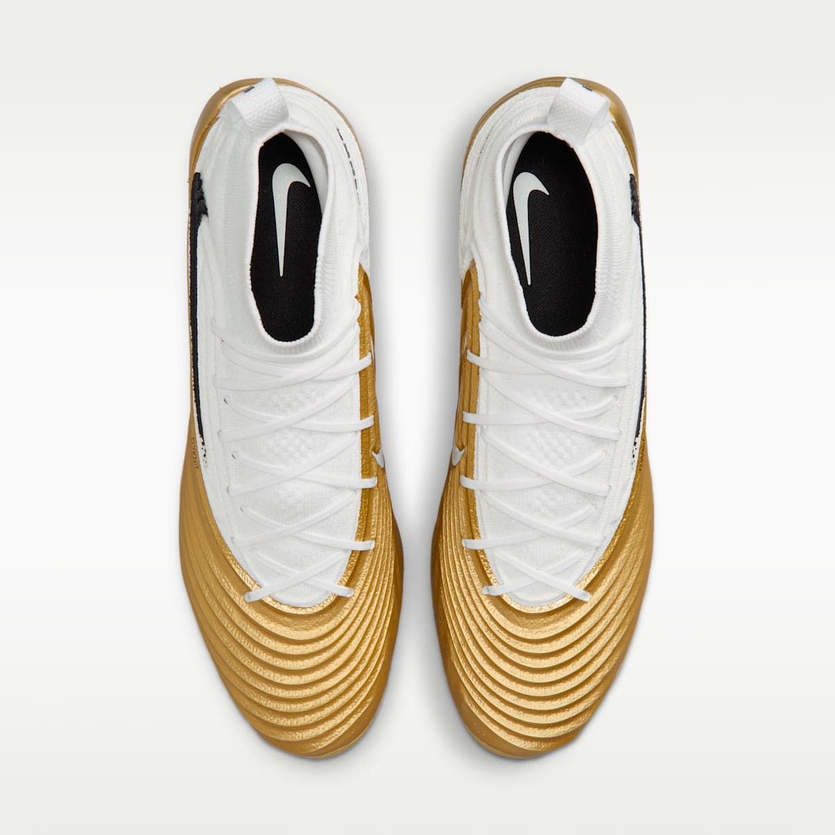 Nike Alpha Menace 5 Elite Men's Football Cleats - White/Metallic Gold/Black - Image 4