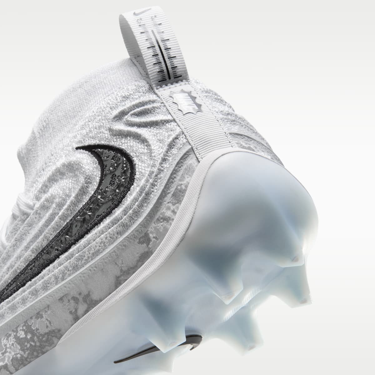 Nike Alpha Menace 5 Elite Men's Football Cleats - White/Pure Platinum/Wolf Grey/Black - Image 9