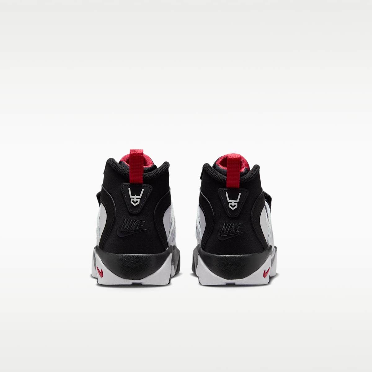 Nike Diamond Turf II Little Kids' Shoes - Black/Fire Red/Metallic Gold/White - Image 6