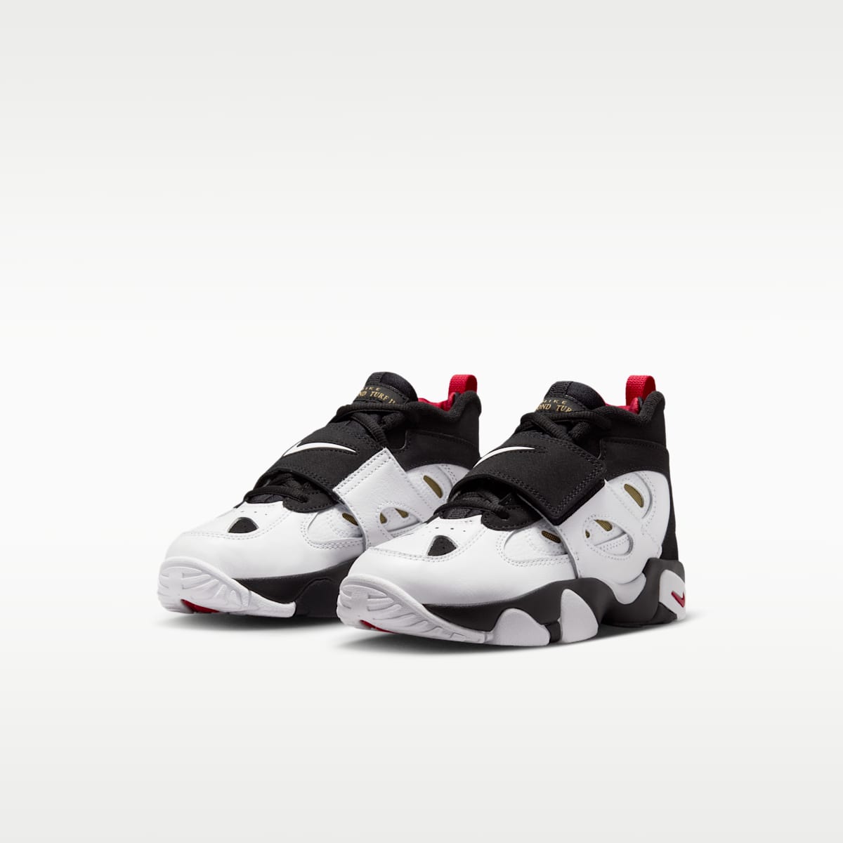 Nike Diamond Turf II Little Kids' Shoes - Black/Fire Red/Metallic Gold/White - Image 5