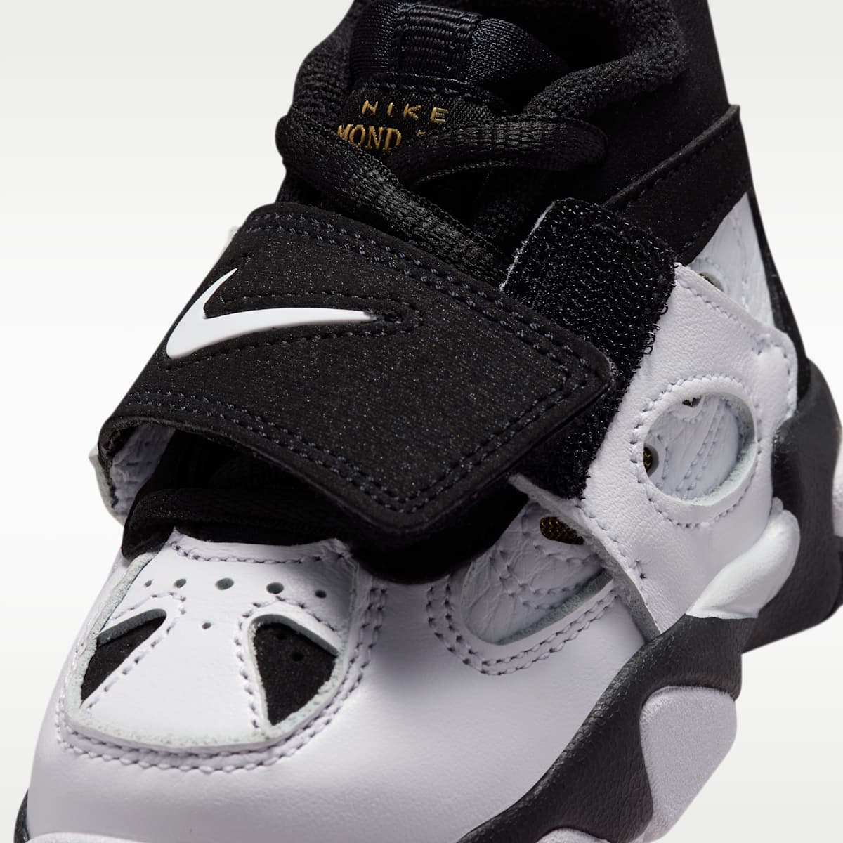 Nike Diamond Turf II Baby/Toddler Shoes - Black/Fire Red/Metallic Gold/White - Image 7
