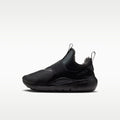 Nike Flex Runner Warm Little Kids' Shoes - Black/Black/Dark Smoke Grey