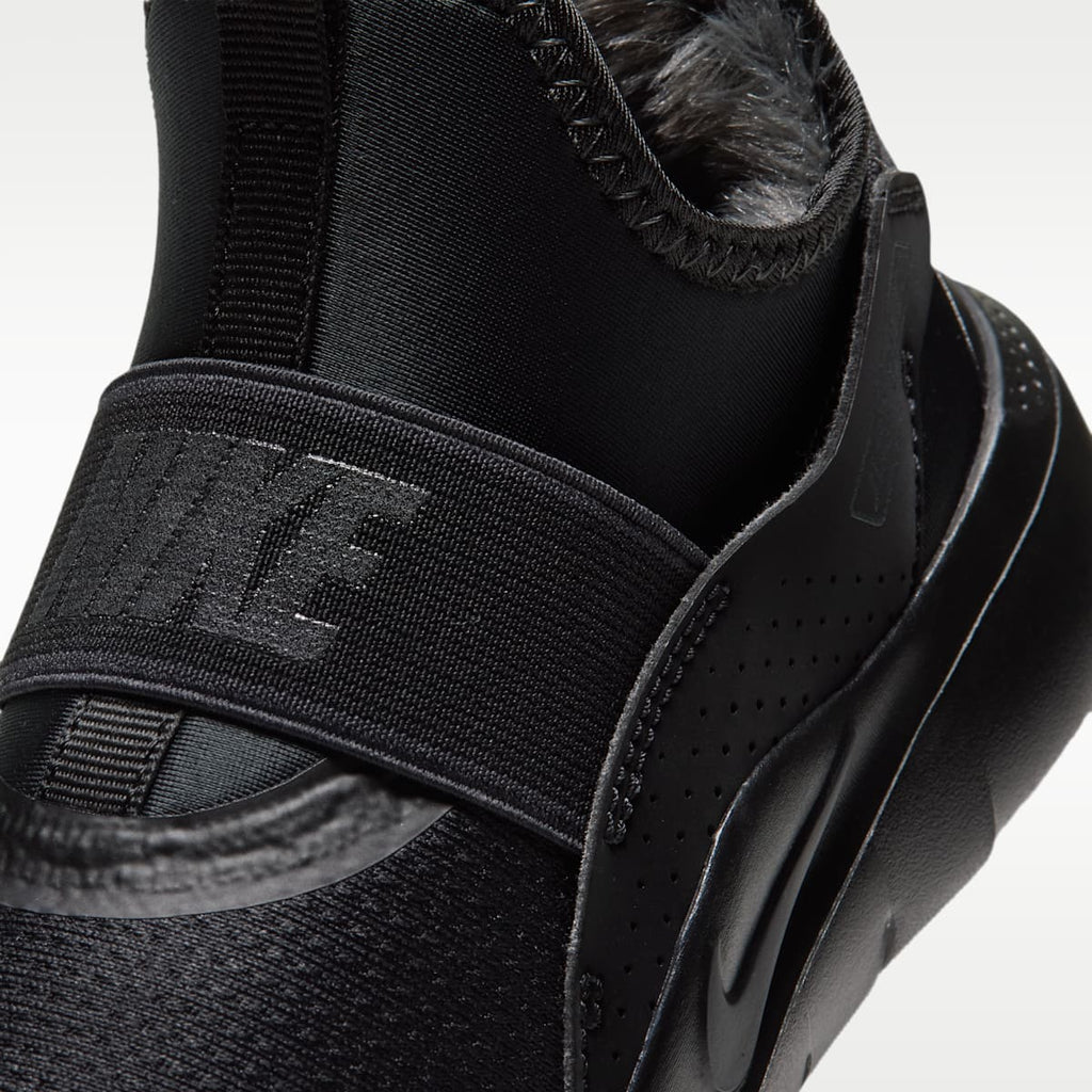 Nike Flex Runner Warm Little Kids' Shoes - Black/Black/Dark Smoke Grey