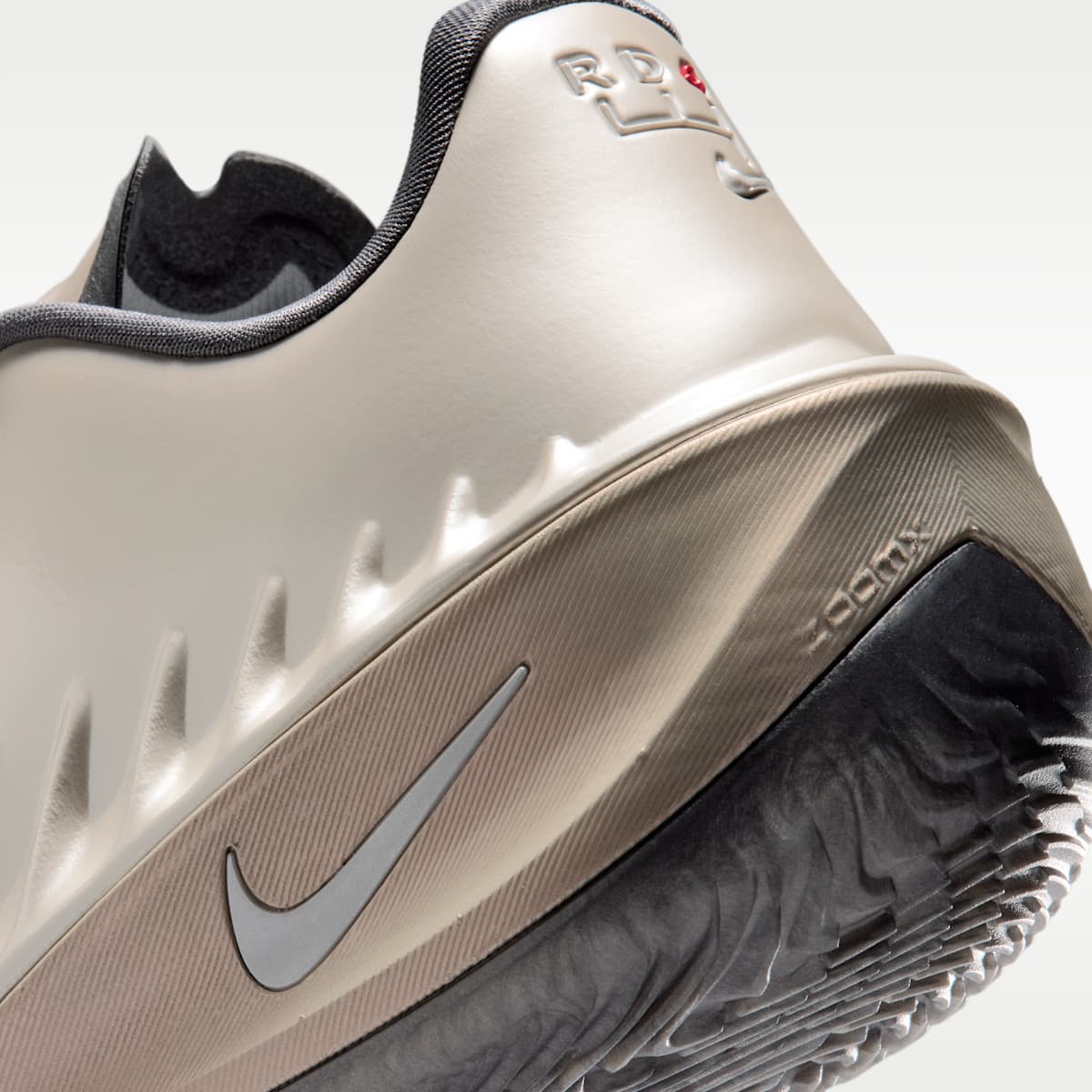 Nike G.T. Cut 4 "Rob Dillingham" Basketball Shoes - Metallic Silver/Iron Grey - Image 8