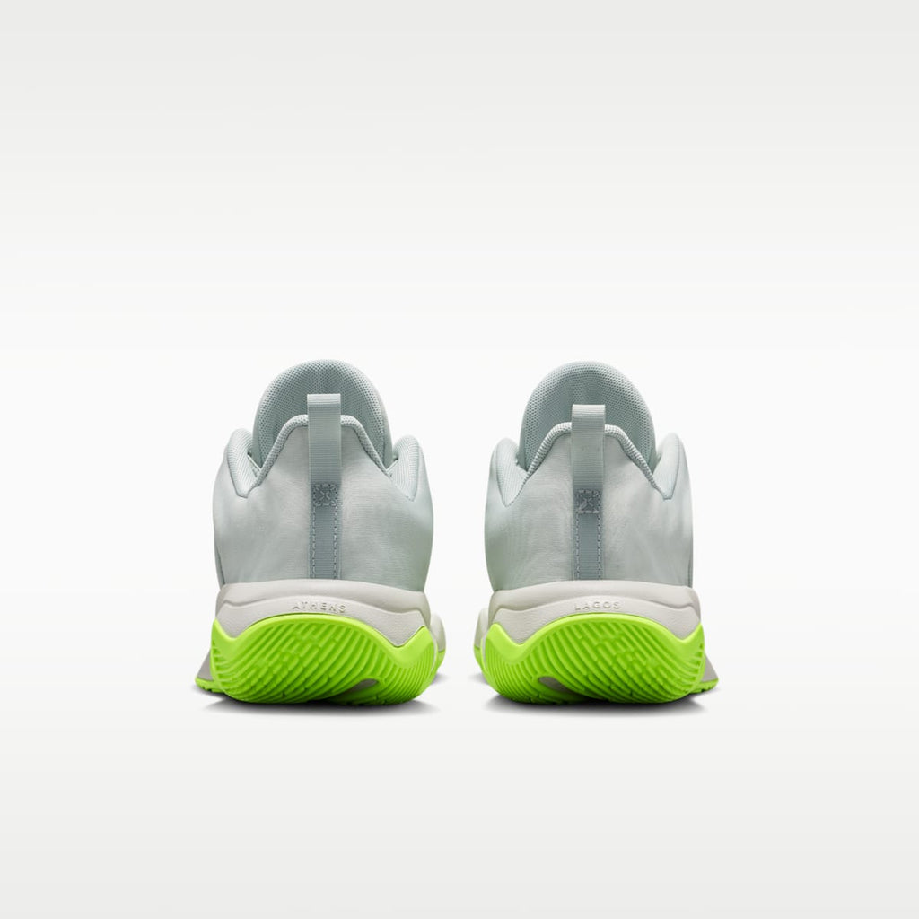 Giannis Immortality 4 Big Kids' Basketball Shoes - Light Silver/Volt/Black