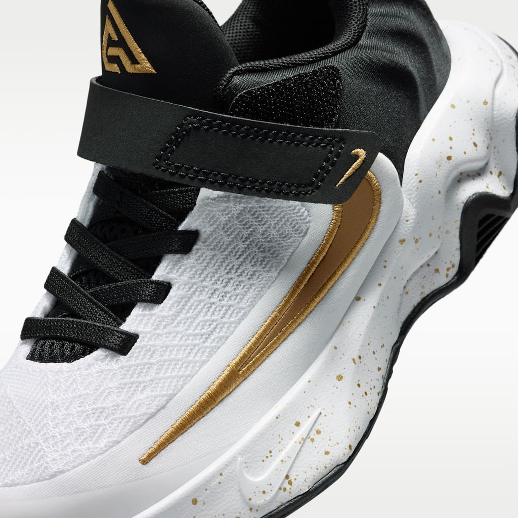 Giannis Immortality 4 Little Kids' Shoes - Black/White/Metallic Gold