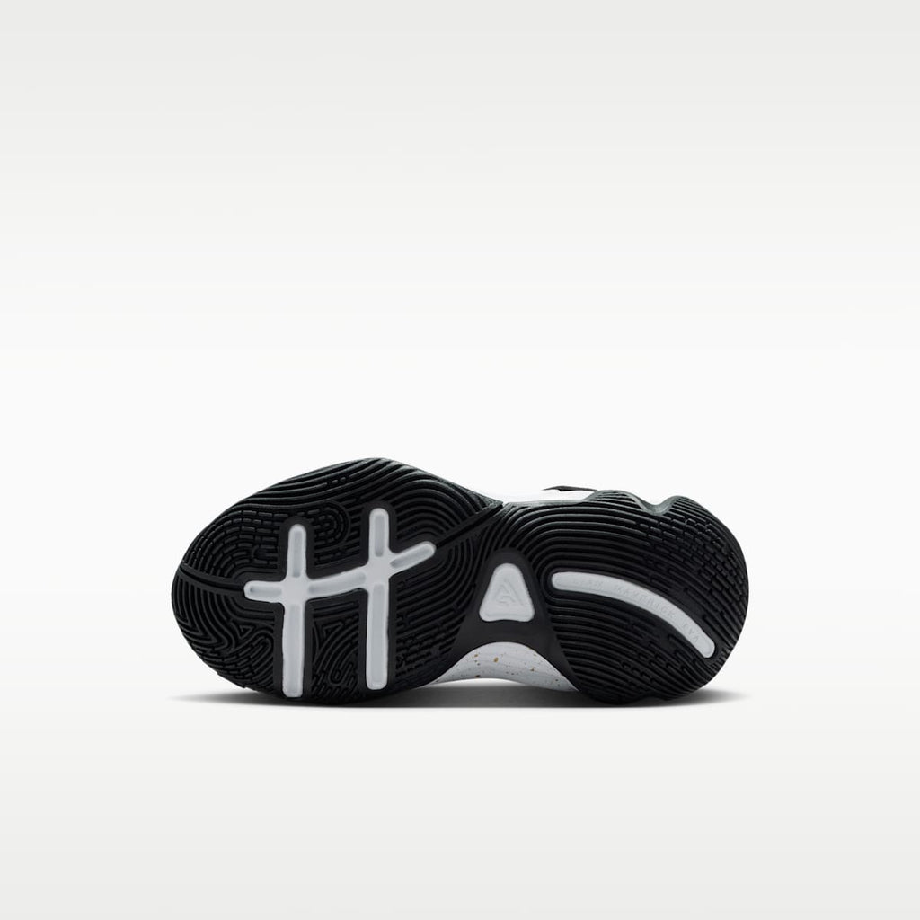 Giannis Immortality 4 Little Kids' Shoes - Black/White/Metallic Gold