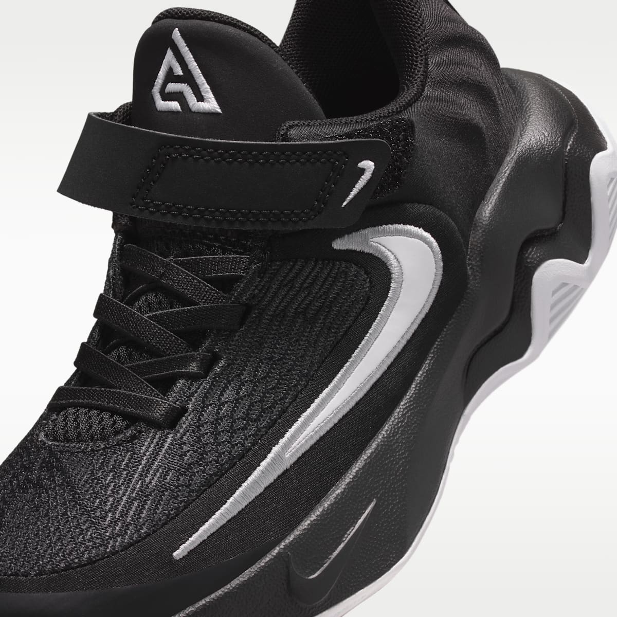 Giannis Immortality 4 Little Kids' Shoes - Black/Wolf Grey/White