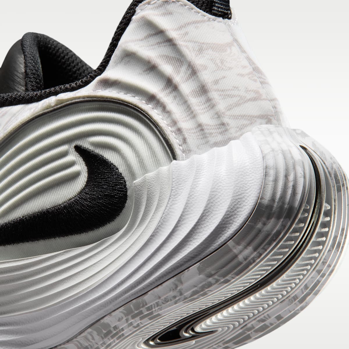 Giannis Immortality 5 Big Kids' Basketball Shoes - White/Off White/Light Smoke Grey/Metallic Silver - Image 8