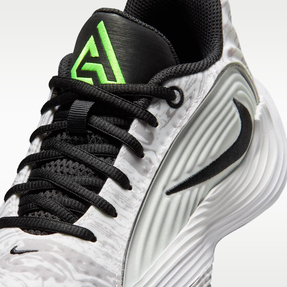 Giannis Immortality 5 Big Kids' Basketball Shoes - White/Off White/Light Smoke Grey/Metallic Silver - Image 7