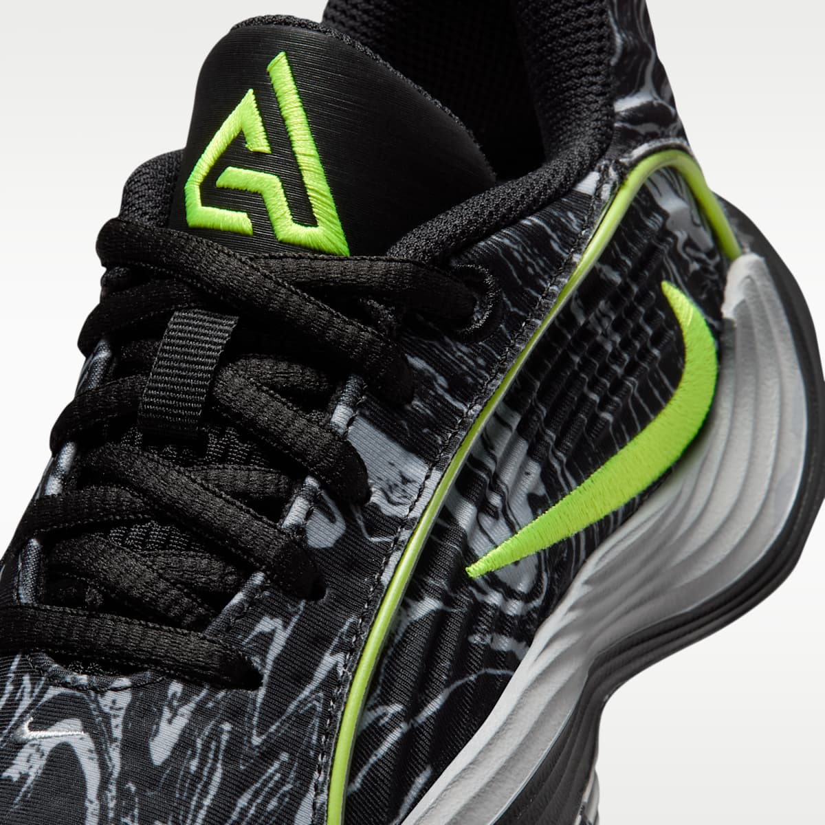 Giannis Immortality 5 Little Kids' Basketball Shoes - Black/Light Smoke Grey/Volt
