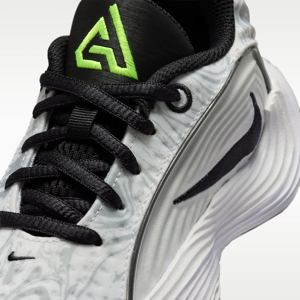 Giannis Immortality 5 Little Kids' Basketball Shoes - White/Off White/Light Smoke Grey/Metallic Silver