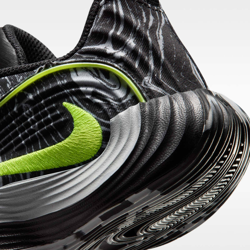 Giannis Immortality 5 Little Kids' Basketball Shoes - Black/Light Smoke Grey/Volt - Image 8