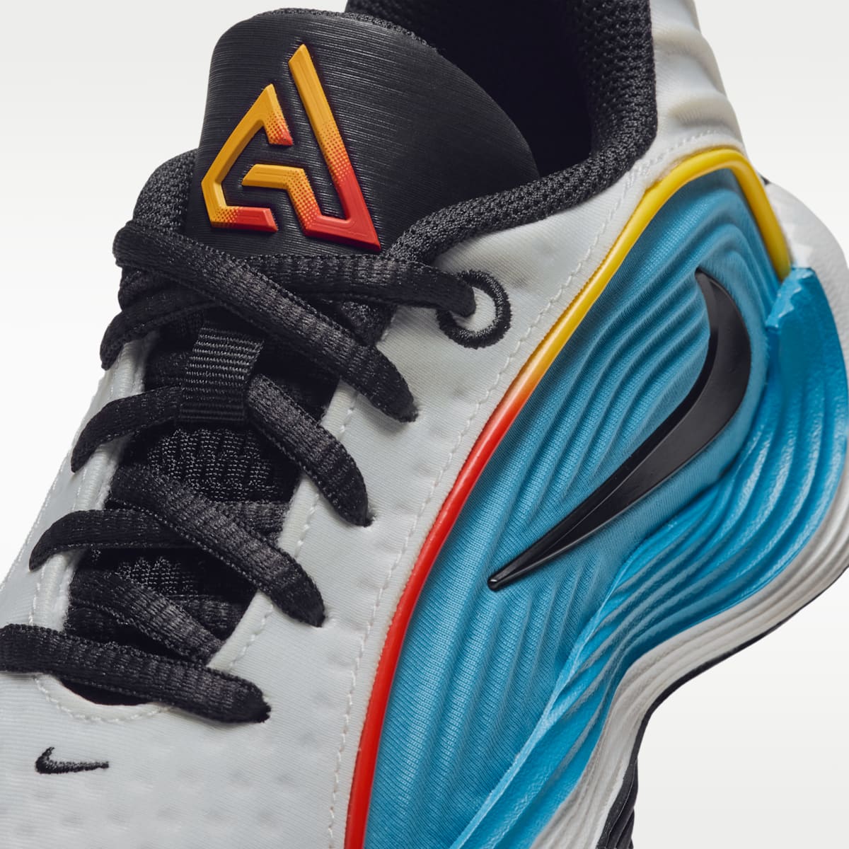 Giannis Immortality 5 SE Little Kids' Basketball Shoes - Off White/Picante Red/Current Blue/Black
