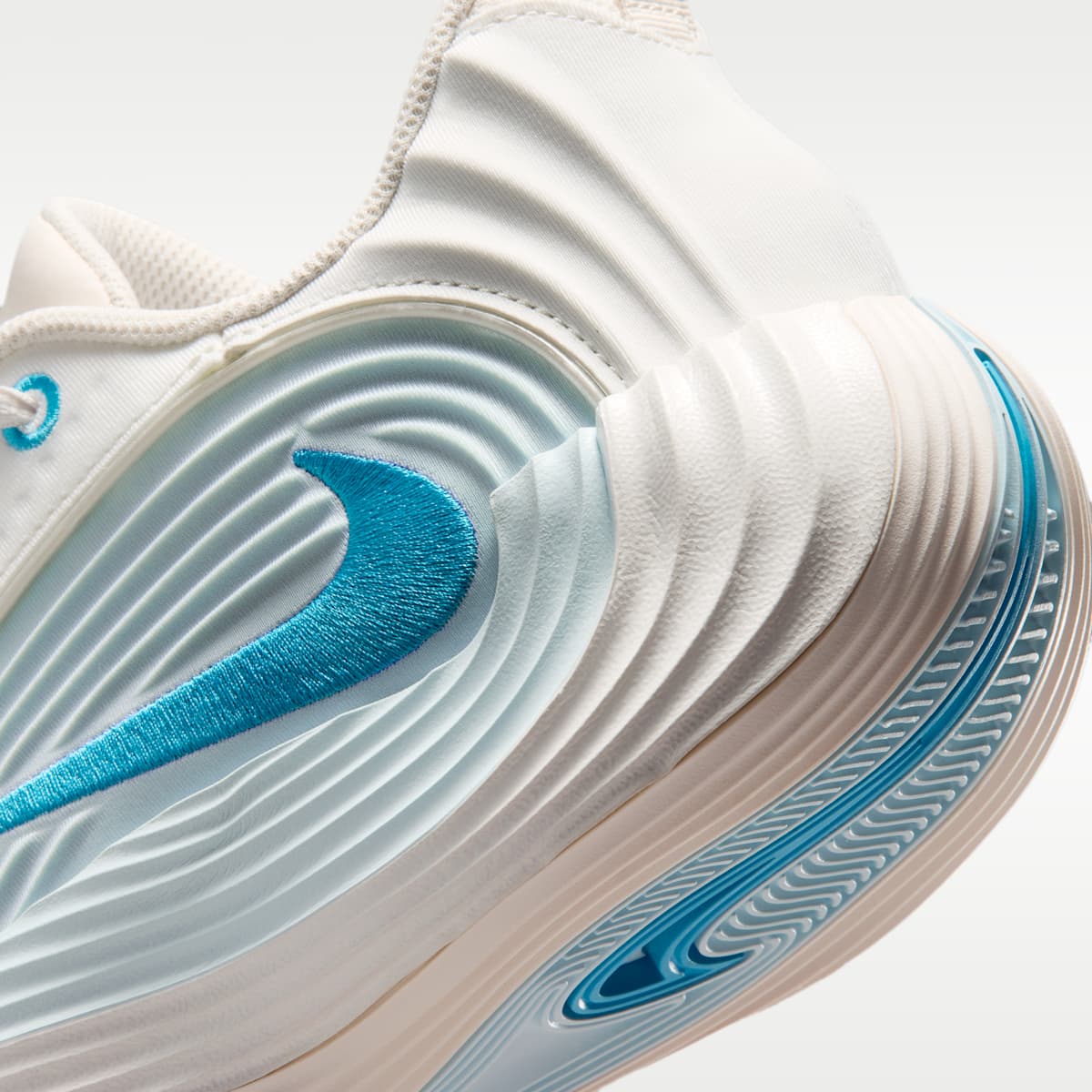 Giannis Immortality 5 Basketball Shoes - Sail/Glacier Blue/Chalk/Light Current Blue - Image 8