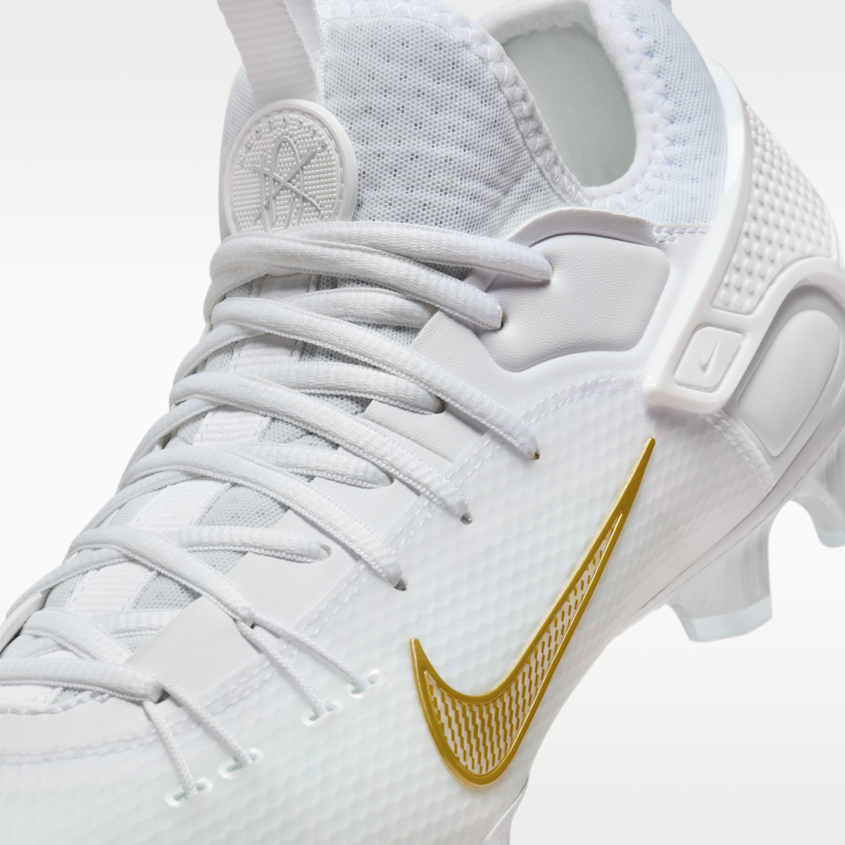 Women's Nike Huarache 9 Elite Low LAX Lacrosse Cleats - White/White/Metallic Vivid Gold