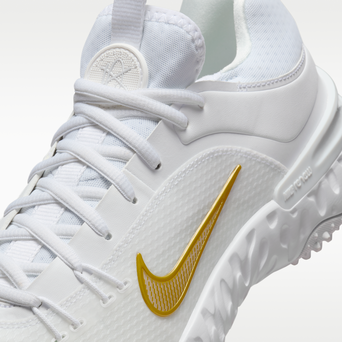 Women's Nike Huarache 9 Elite Turf Field Hockey Shoes - White/White/Metallic Vivid Gold
