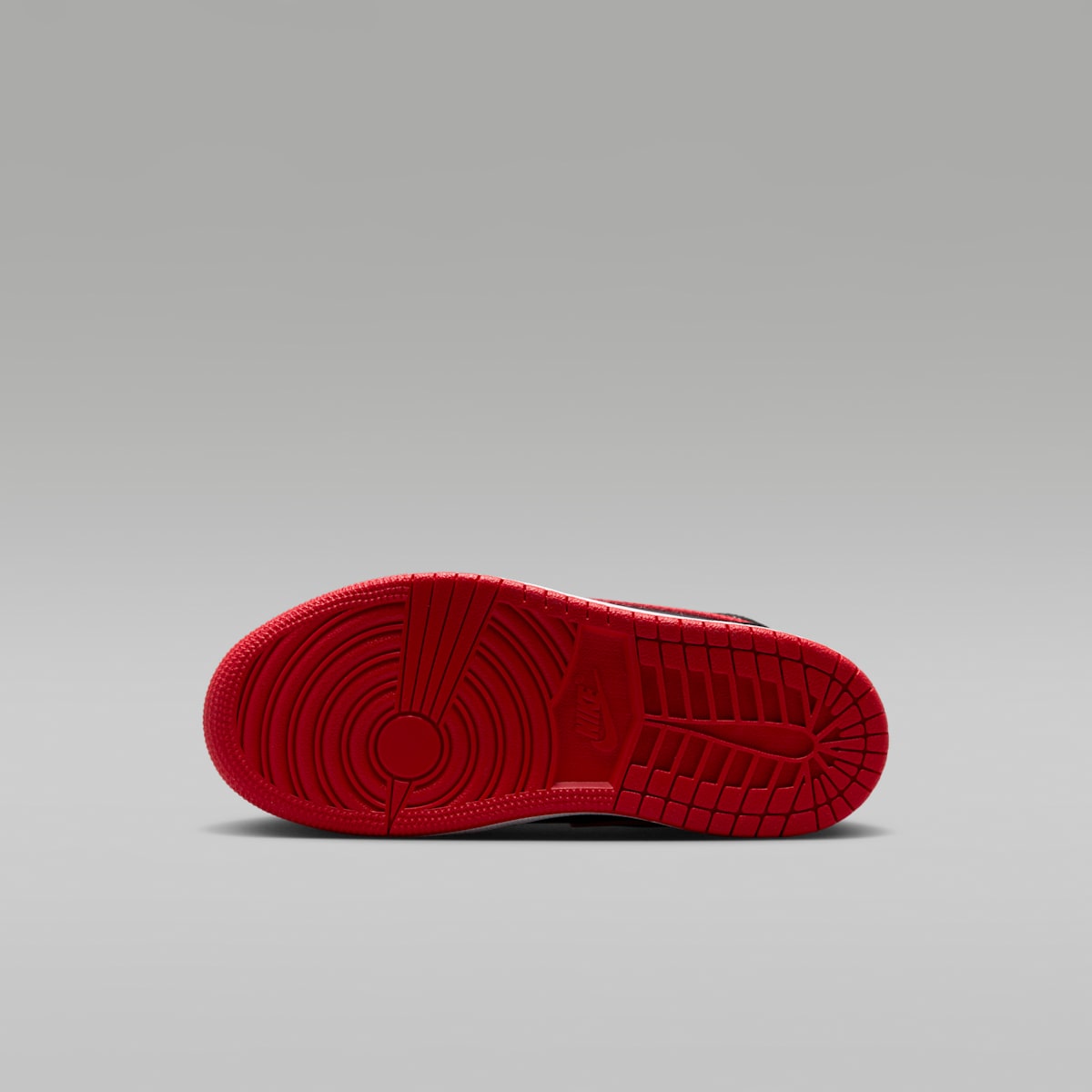 Jordan 1 Mid Little Kids' Shoes - Black/White/University Red - Image 2