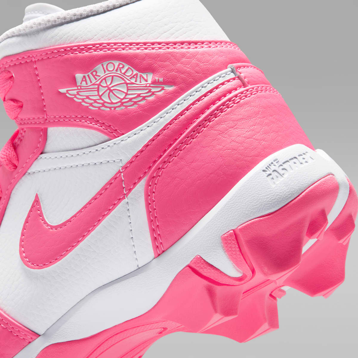 Jordan 1 Mid Little/Big Kids' Cleats - White/Sunset Pulse/Digital Pink