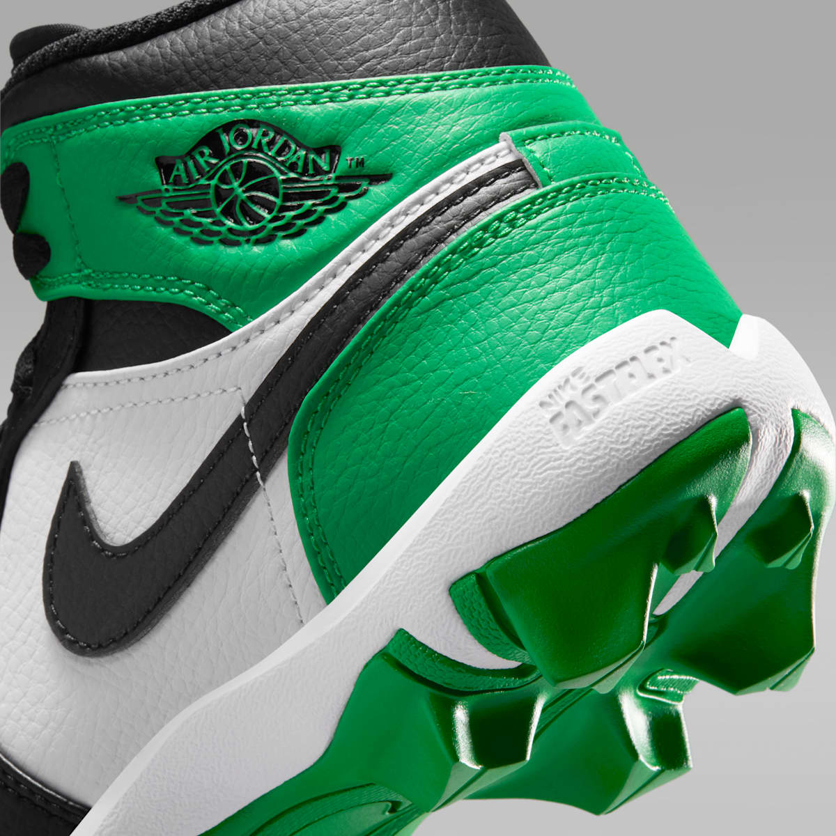 Jordan 1 Mid Little/Big Kids' Cleats - Black/Lucky Green