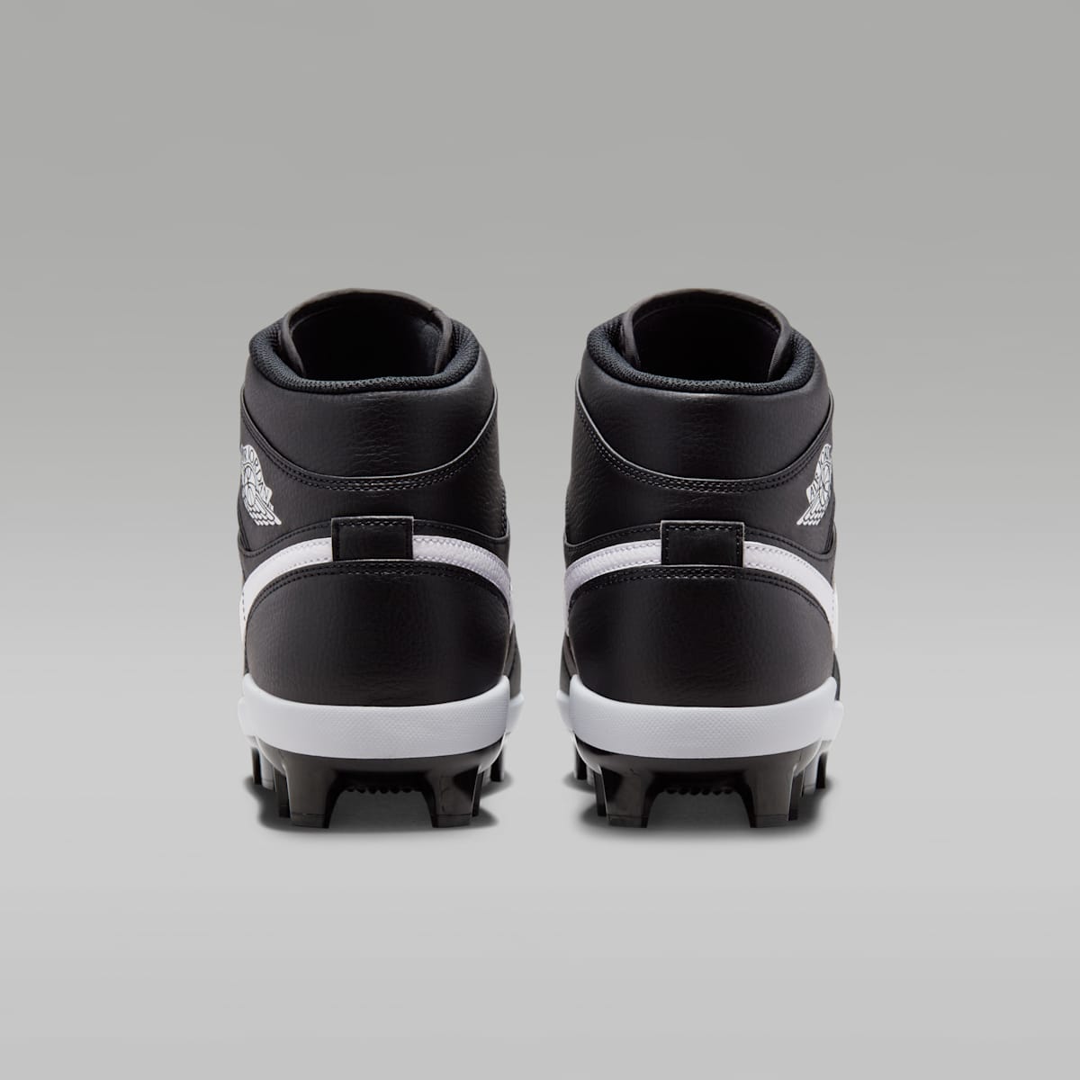 Jordan 1 Retro MCS Men's Baseball Cleats - Black/White - Image 6