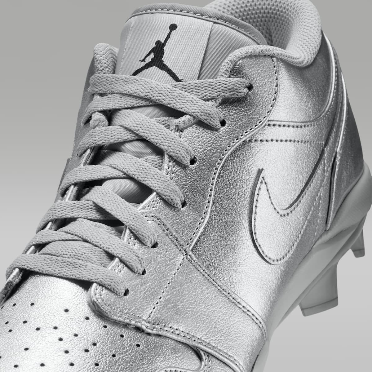Jordan 1 Retro MCS Low Men's Baseball Cleats - Metallic Silver/Black - Image 8