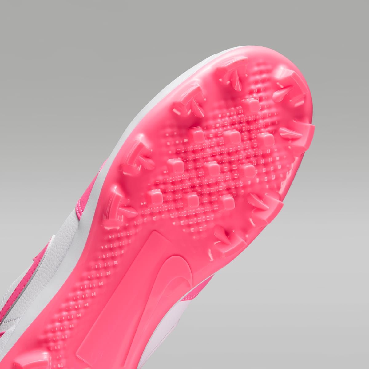 Jordan 1 Retro MCS Low Men's Baseball Cleats - White/Sunset Pulse/Digital Pink - Image 7