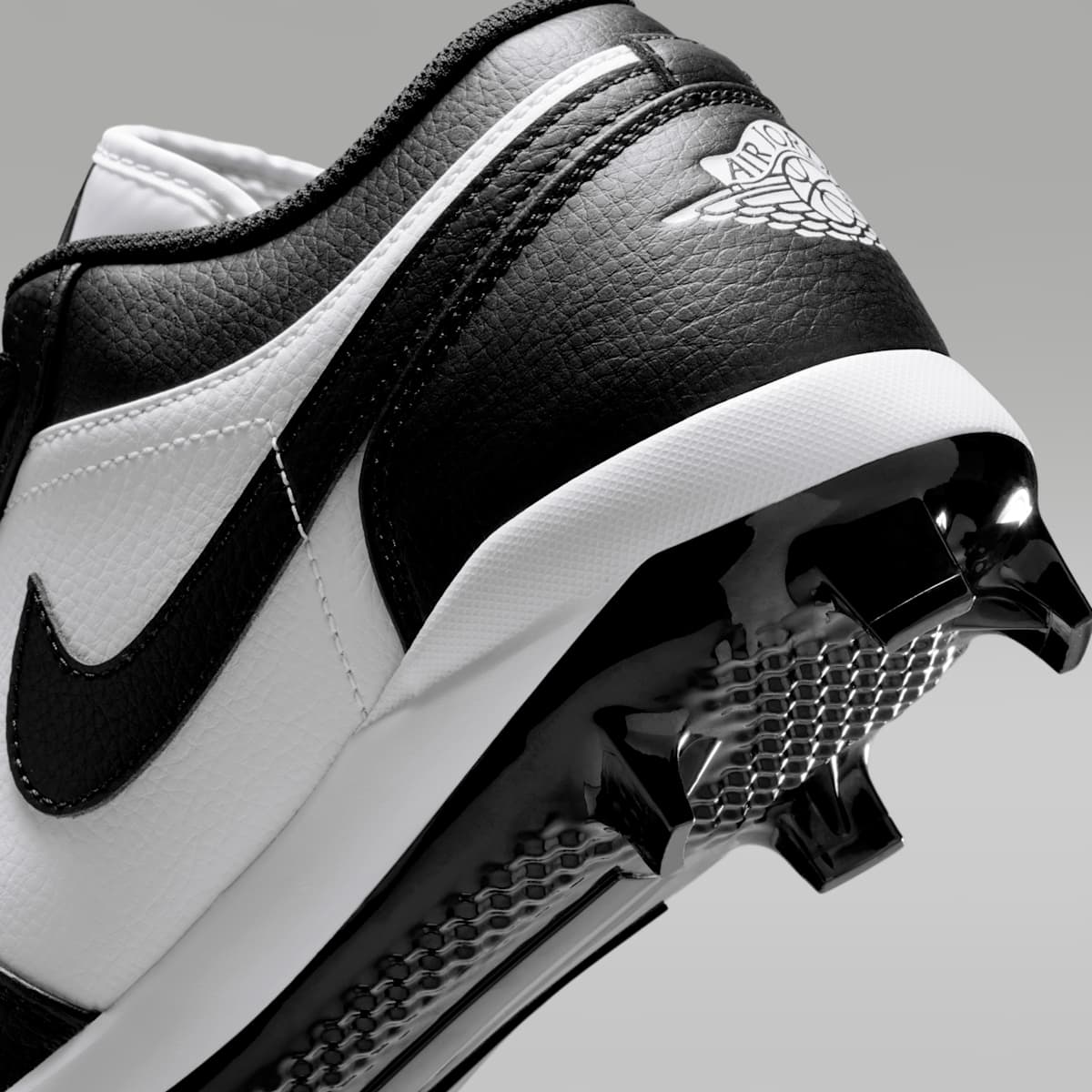 Jordan 1 Retro MCS Low Men's Baseball Cleats - White/Black/Black - Image 9