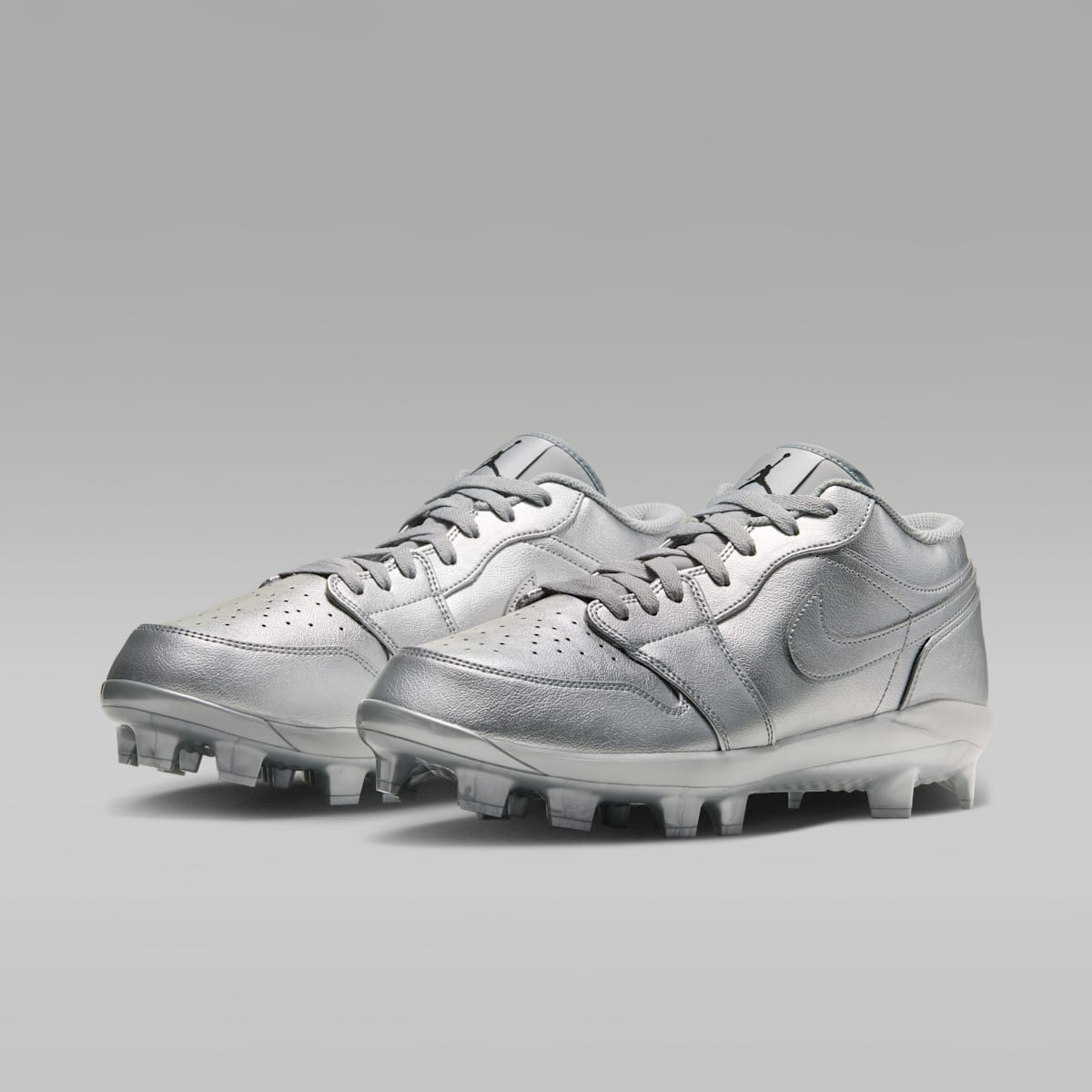 Jordan 1 Retro MCS Low Men's Baseball Cleats - Metallic Silver/Black - Image 5
