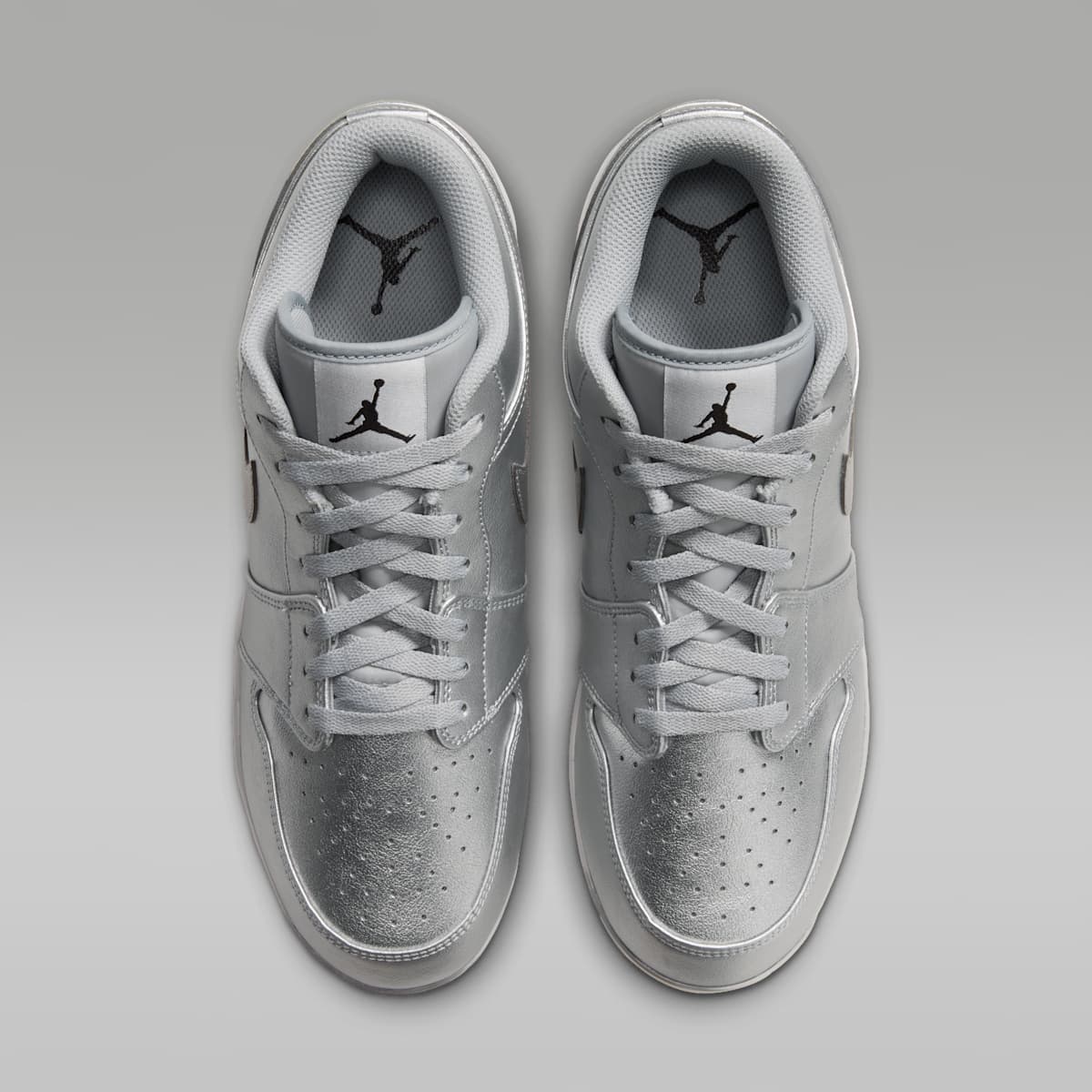 Jordan 1 Retro MCS Low Men's Baseball Cleats - Metallic Silver/Black - Image 4