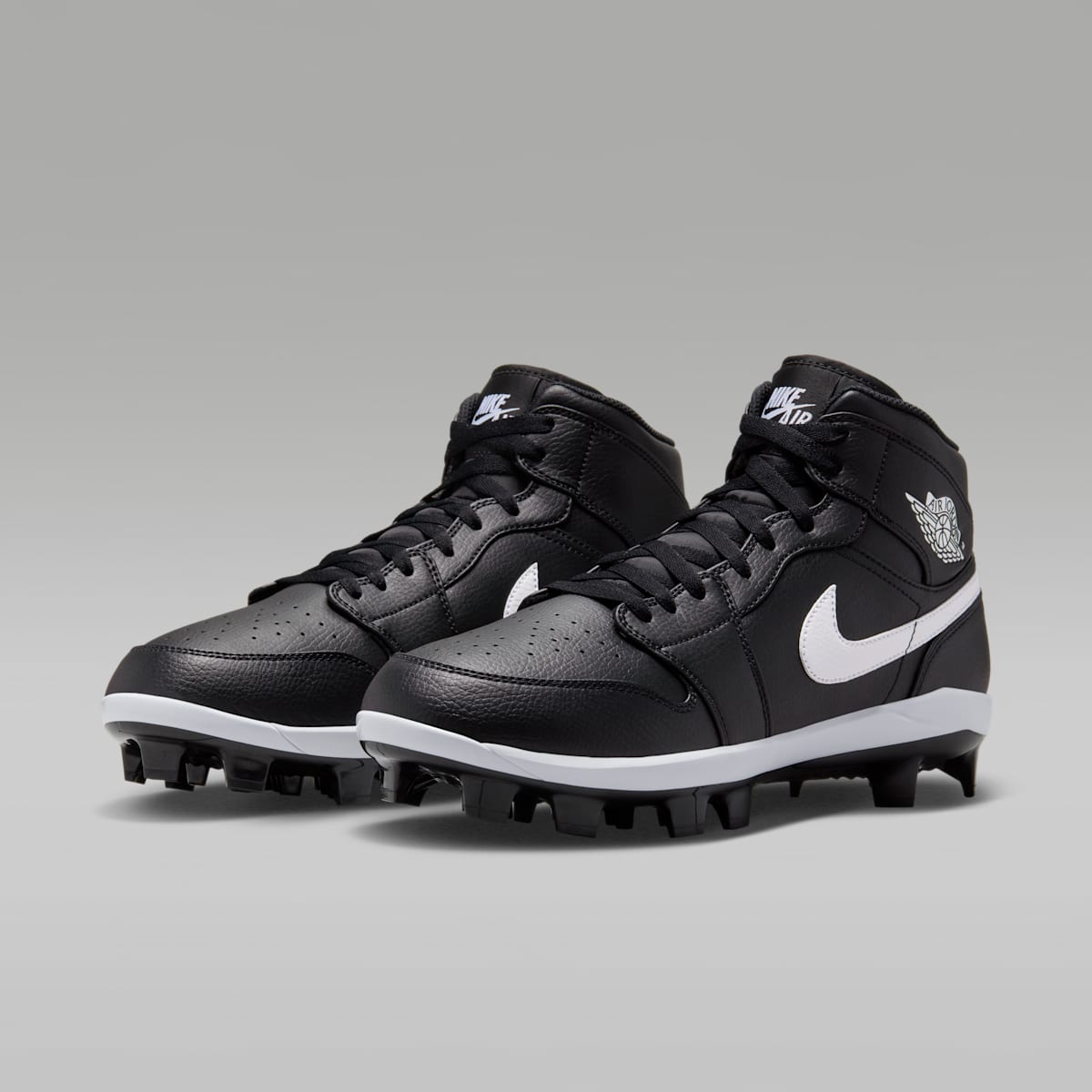 Jordan 1 Retro MCS Men's Baseball Cleats - Black/White - Image 5