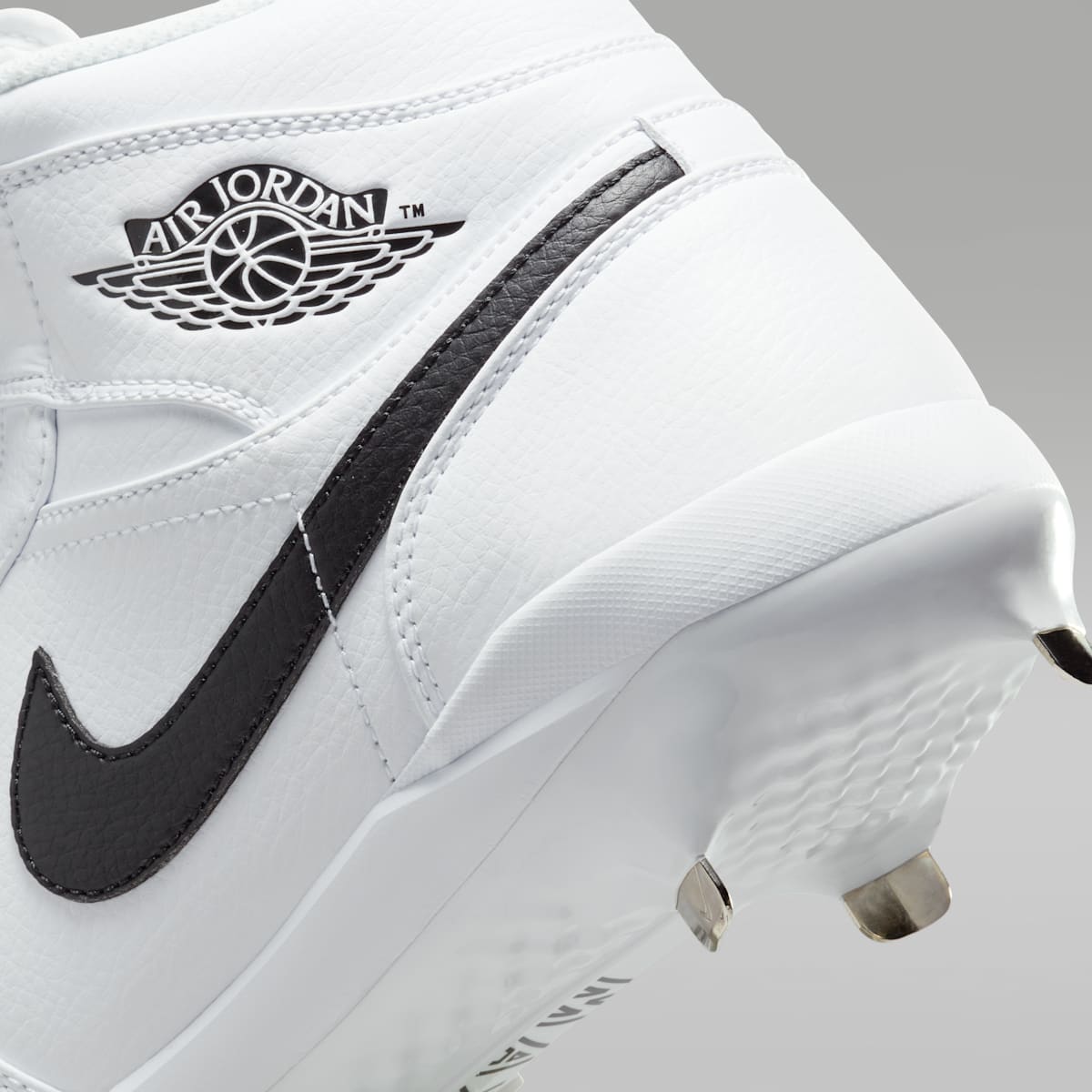 Jordan 1 Retro Metal Men's Baseball Cleats - White/White/Black - Image 9