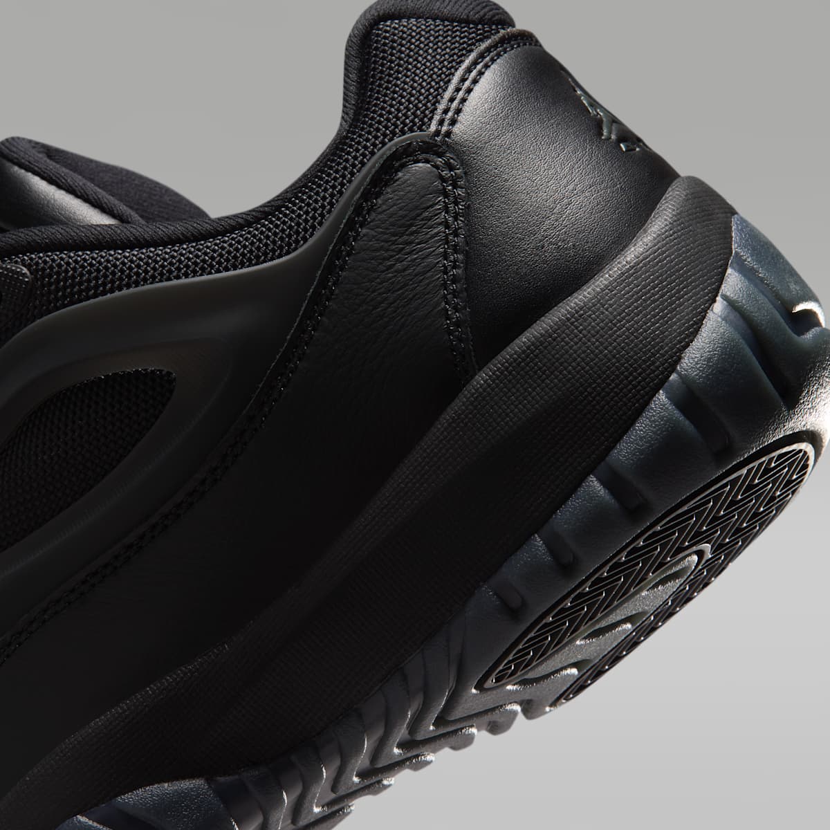 Jordan DMSN 95 Men's Shoes - Black/Dark Smoke Grey - Image 8