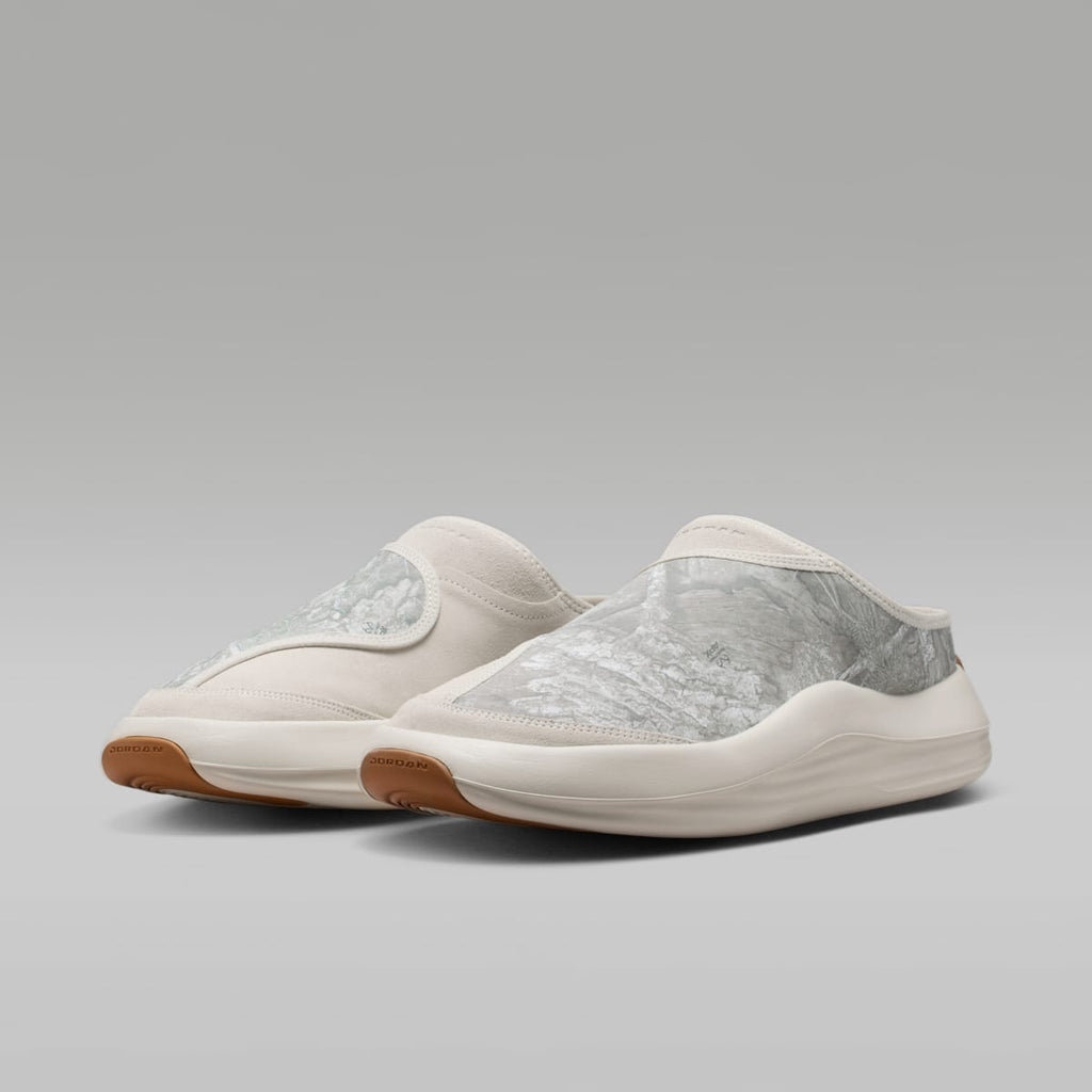 Jordan Future Men's Mules - Light Orewood Brown/Gum Medium Brown/Bright Citron - Image 5