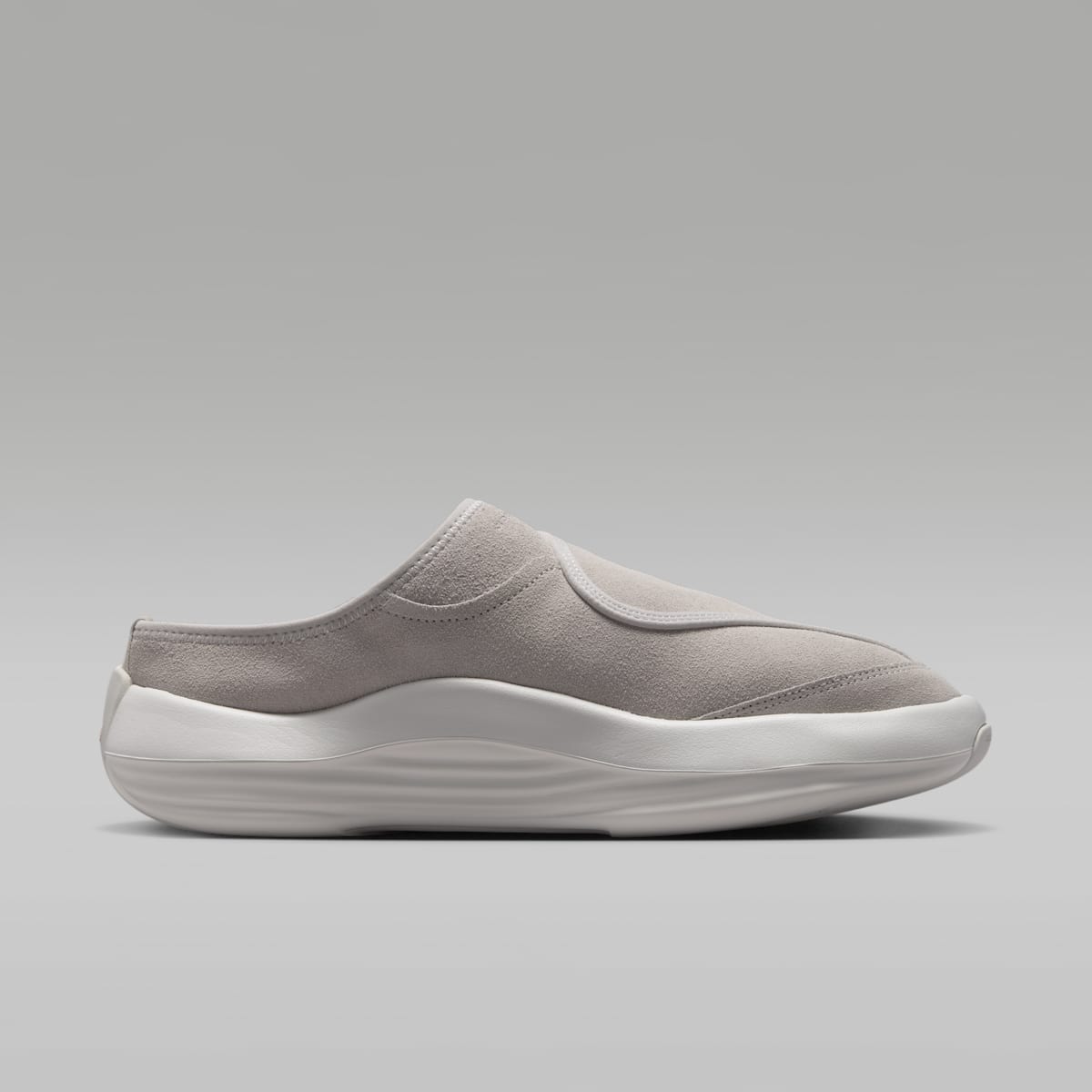 Jordan Future Men's Mules - Light Iron Ore/Swan/Legend Medium Brown - Image 3