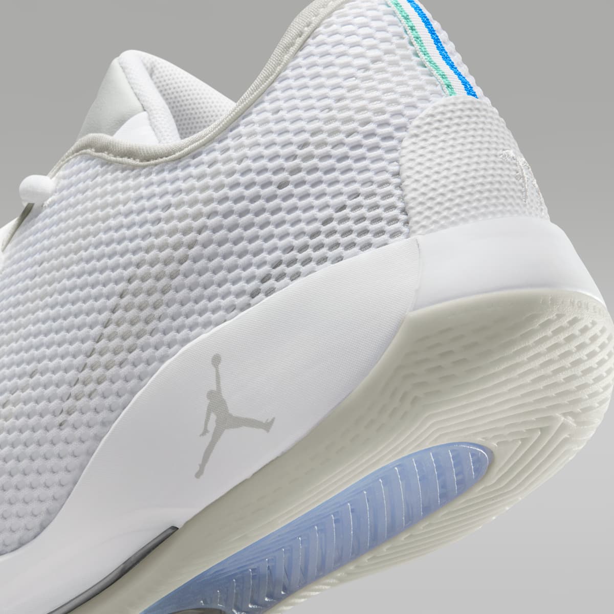 Women's Luka 77 Basketball Shoes - White/Metallic Silver/Photon Dust