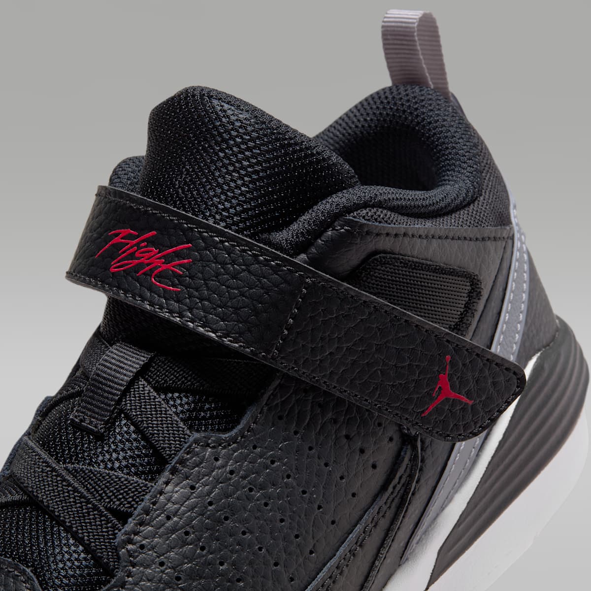 Jordan Max Aura 5 Little Kids' Shoes - Black/White/Cement Grey/University Red