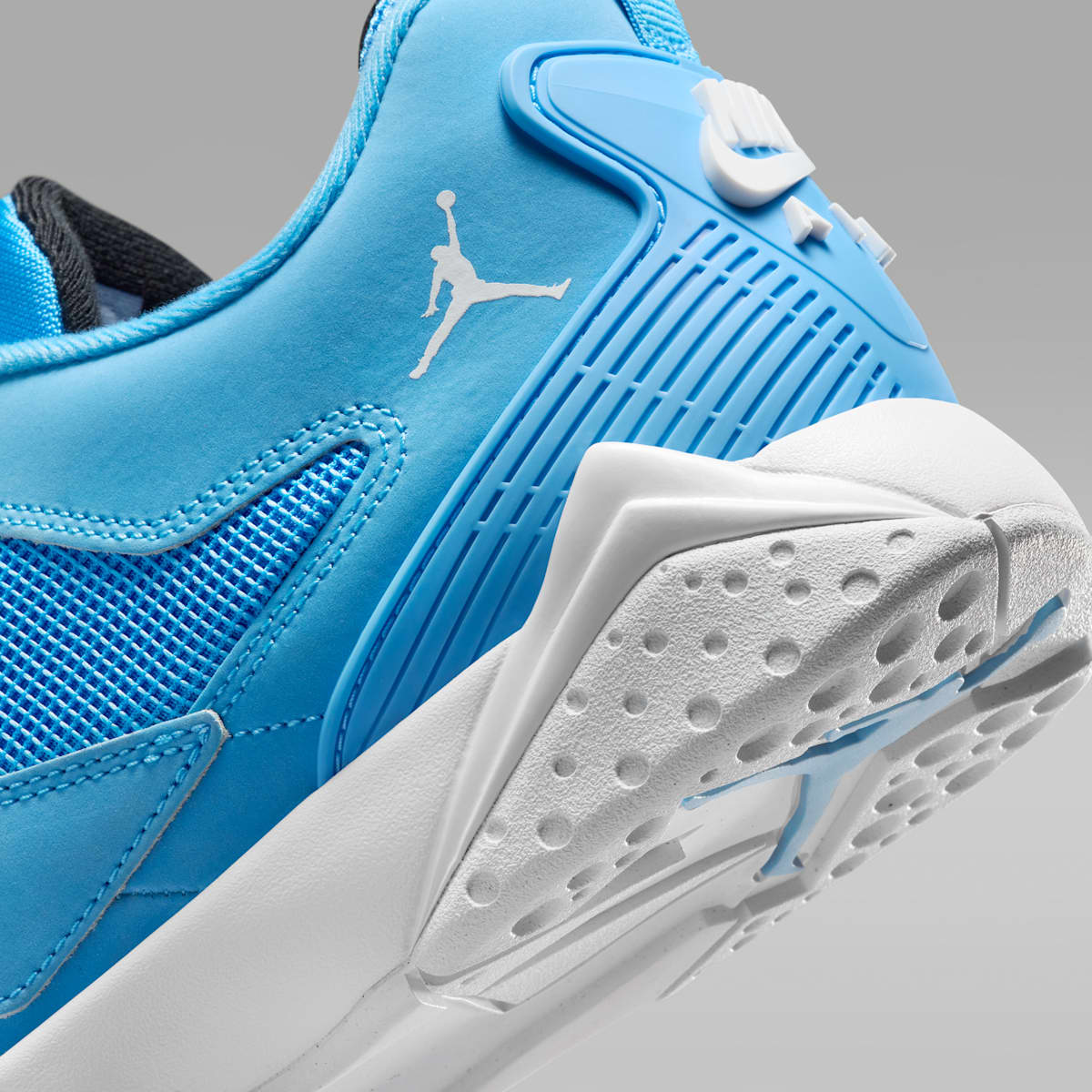 Air Jordan MVP 92 Men's Shoes - University Blue/Black/White - Image 8