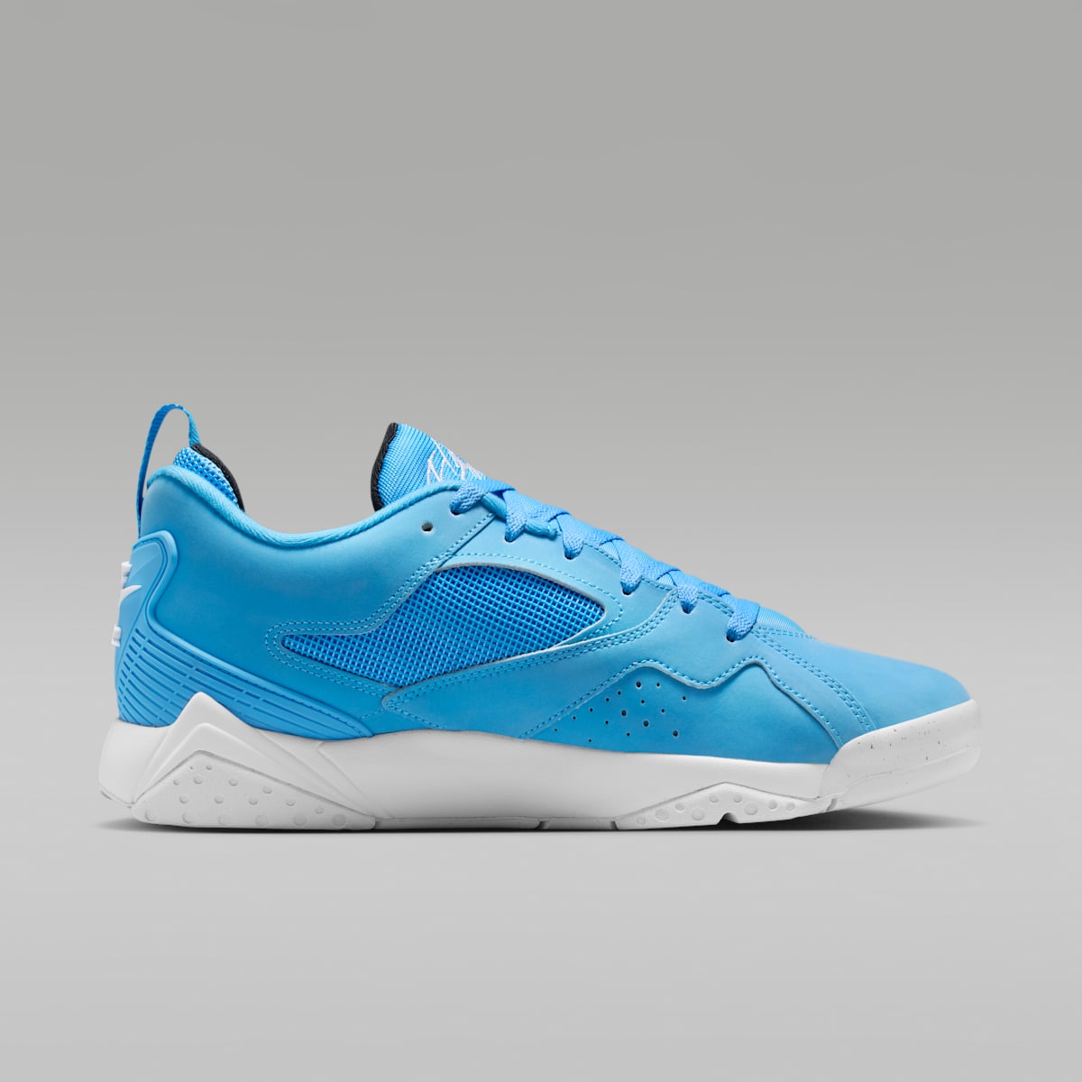 Air Jordan MVP 92 Men's Shoes - University Blue/Black/White - Image 3