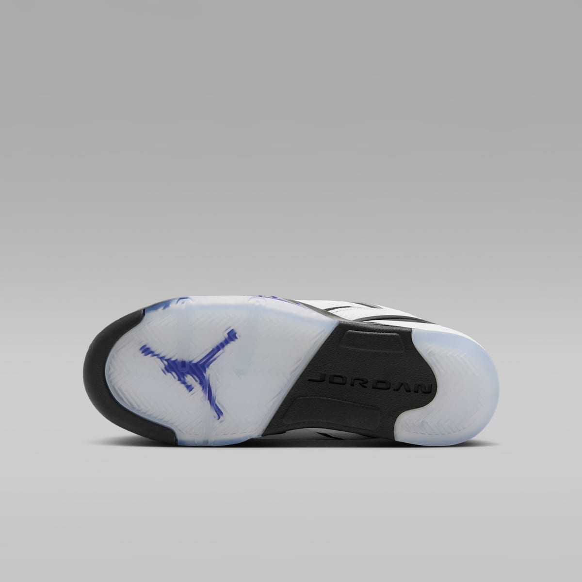 Air Jordan Sixty Plus Low Big Kids' Shoes - White/Black/Dark Concord - Image 2