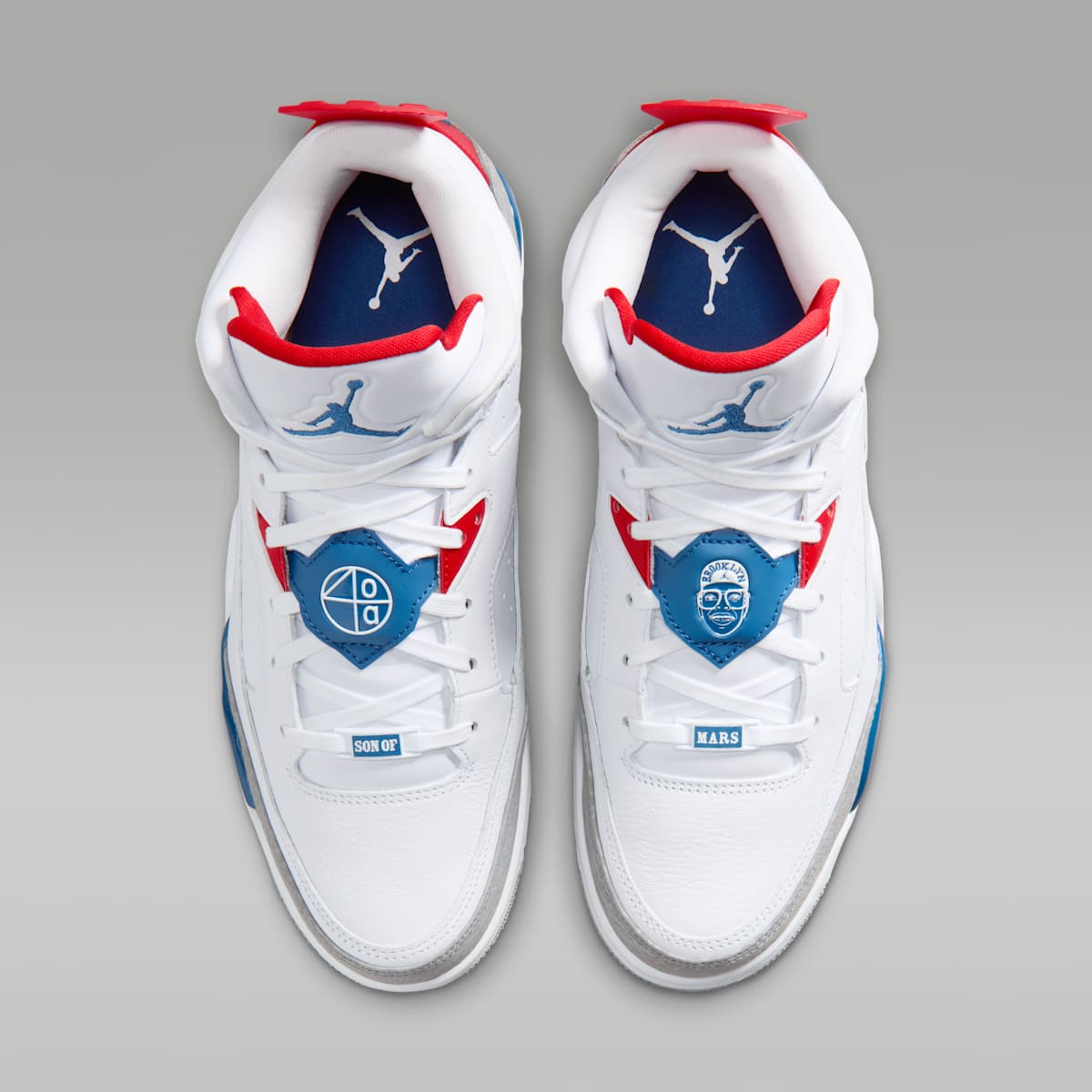 Jordan Son of Mars Low Men's Shoe - White/Varsity Red/Light Smoke Grey/True Blue - Image 4