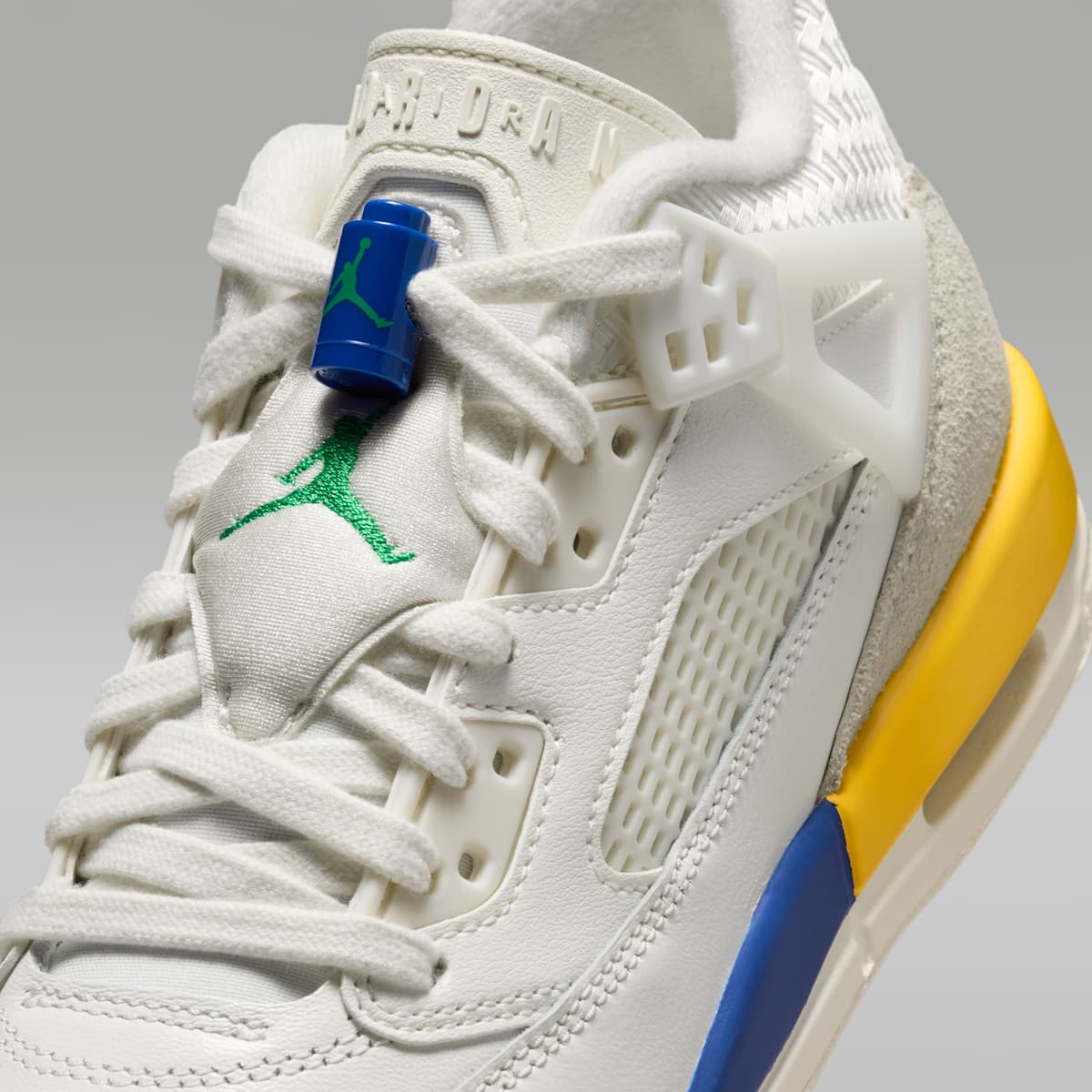 Jordan Spizike Low Big Kids' Shoes - Sail/Old Royal/Phantom/Lucky Green - Image 7